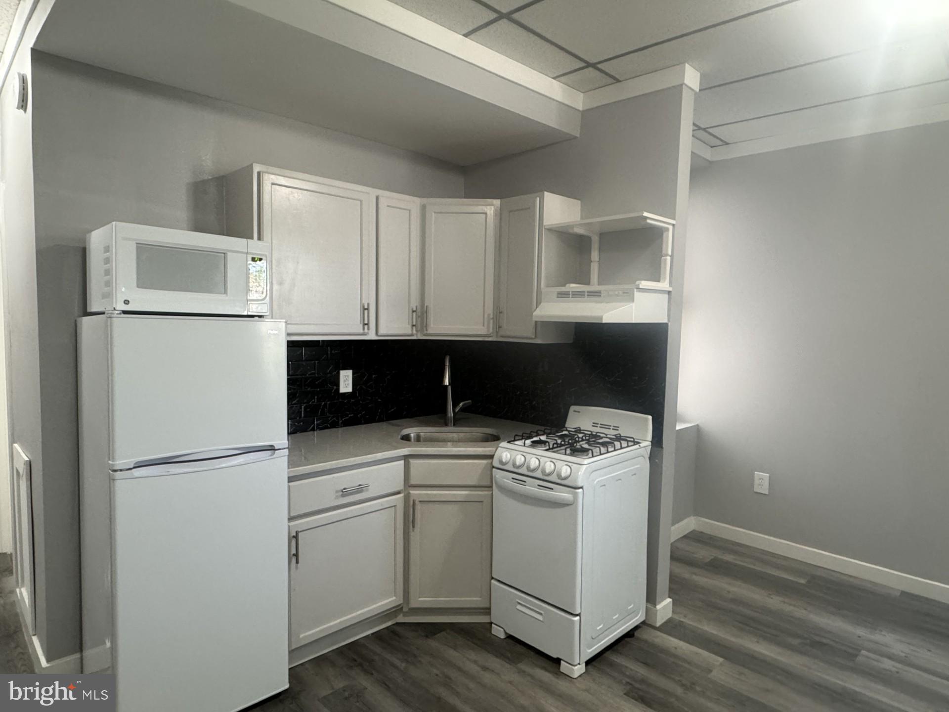 PARKSIDE - Commercial Sale