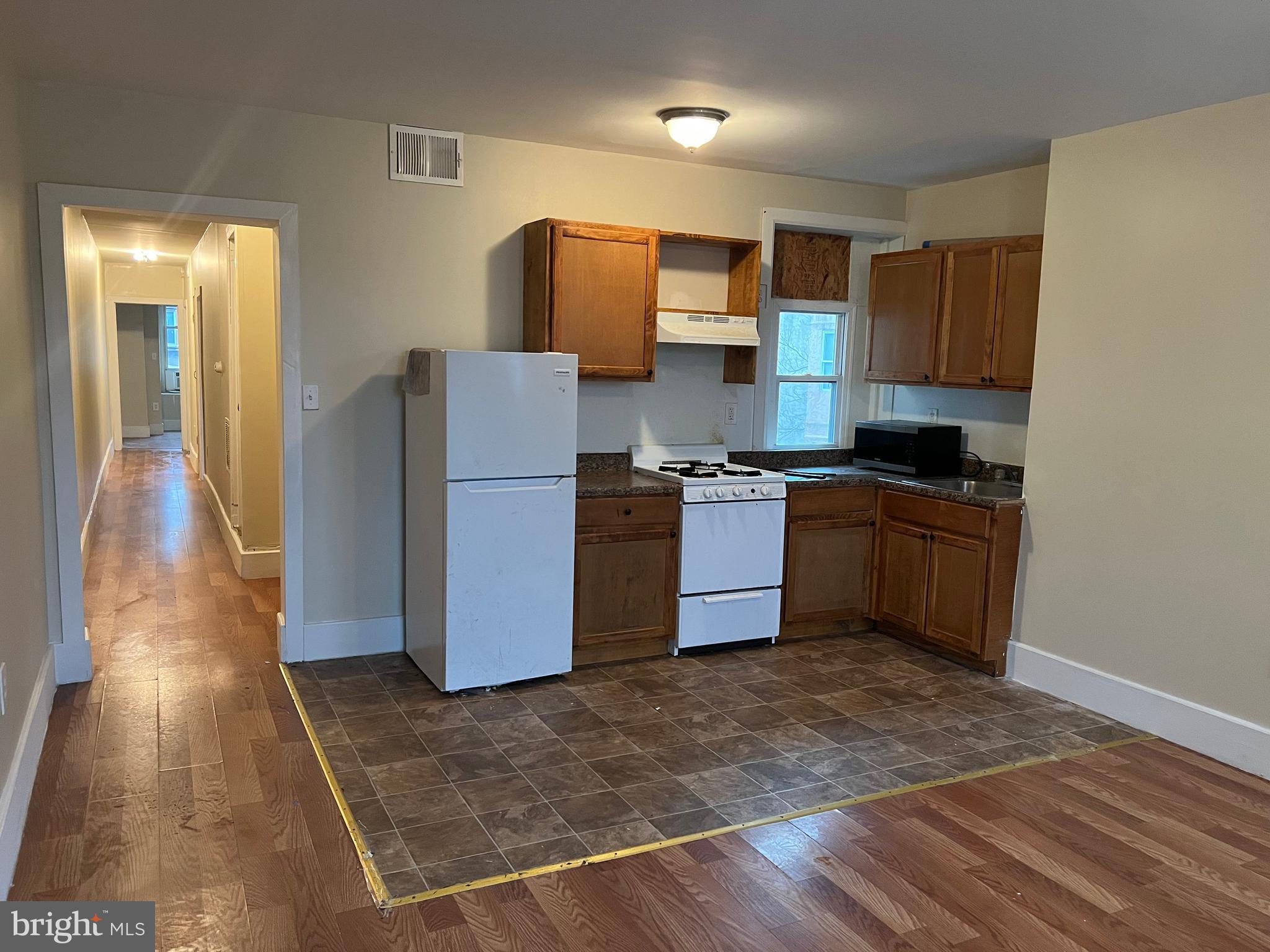 PARKSIDE - Commercial Sale