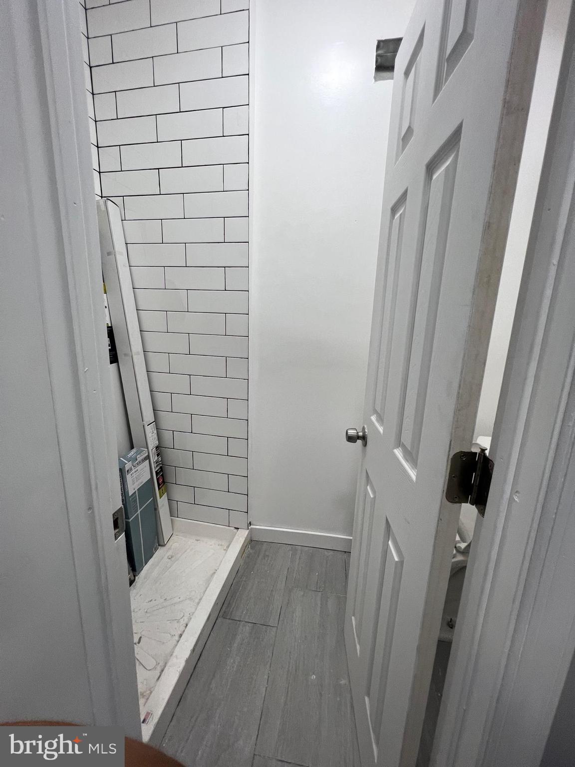 PARKSIDE - Commercial Sale