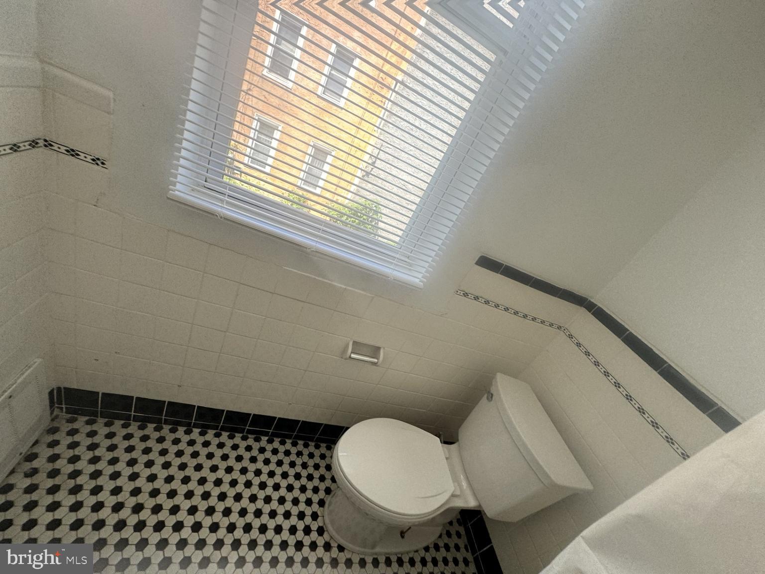 PARKSIDE - Commercial Sale