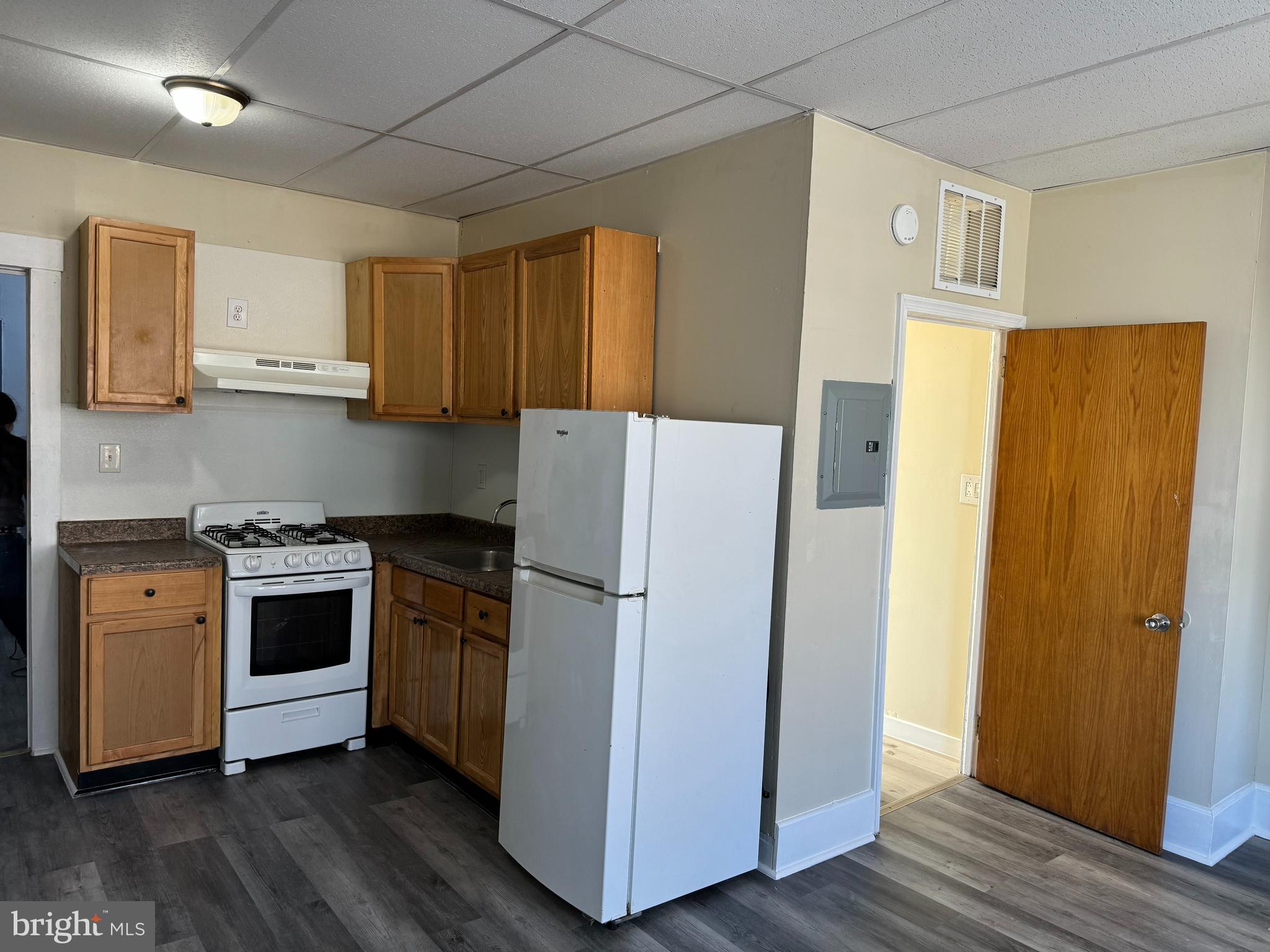 PARKSIDE - Commercial Sale