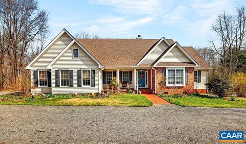 Homes For Sale - 241 Truslows Ln Ln<br/> NELLYSFORD, VA 22958