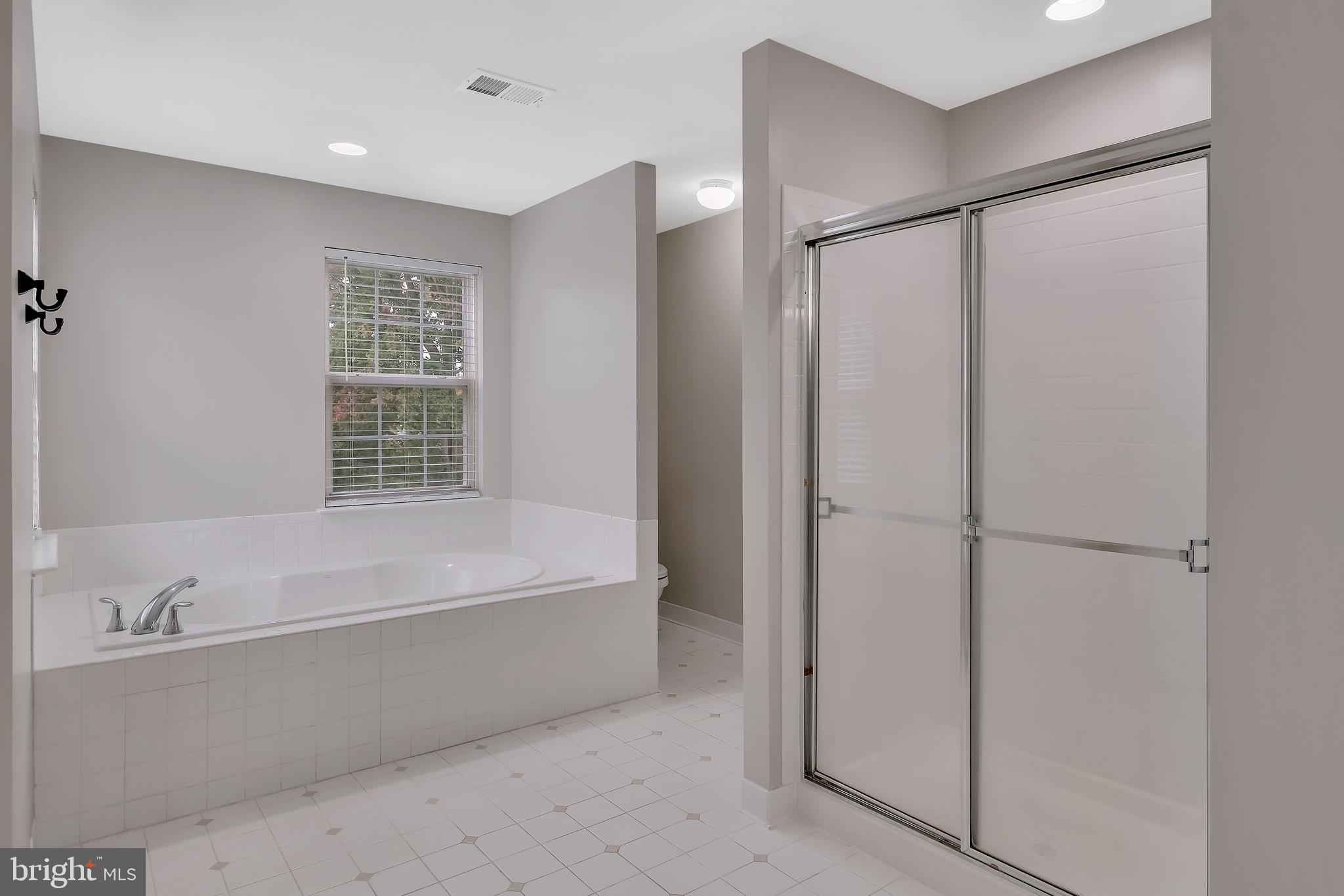 MOUNTAIN VALLEY - Residential