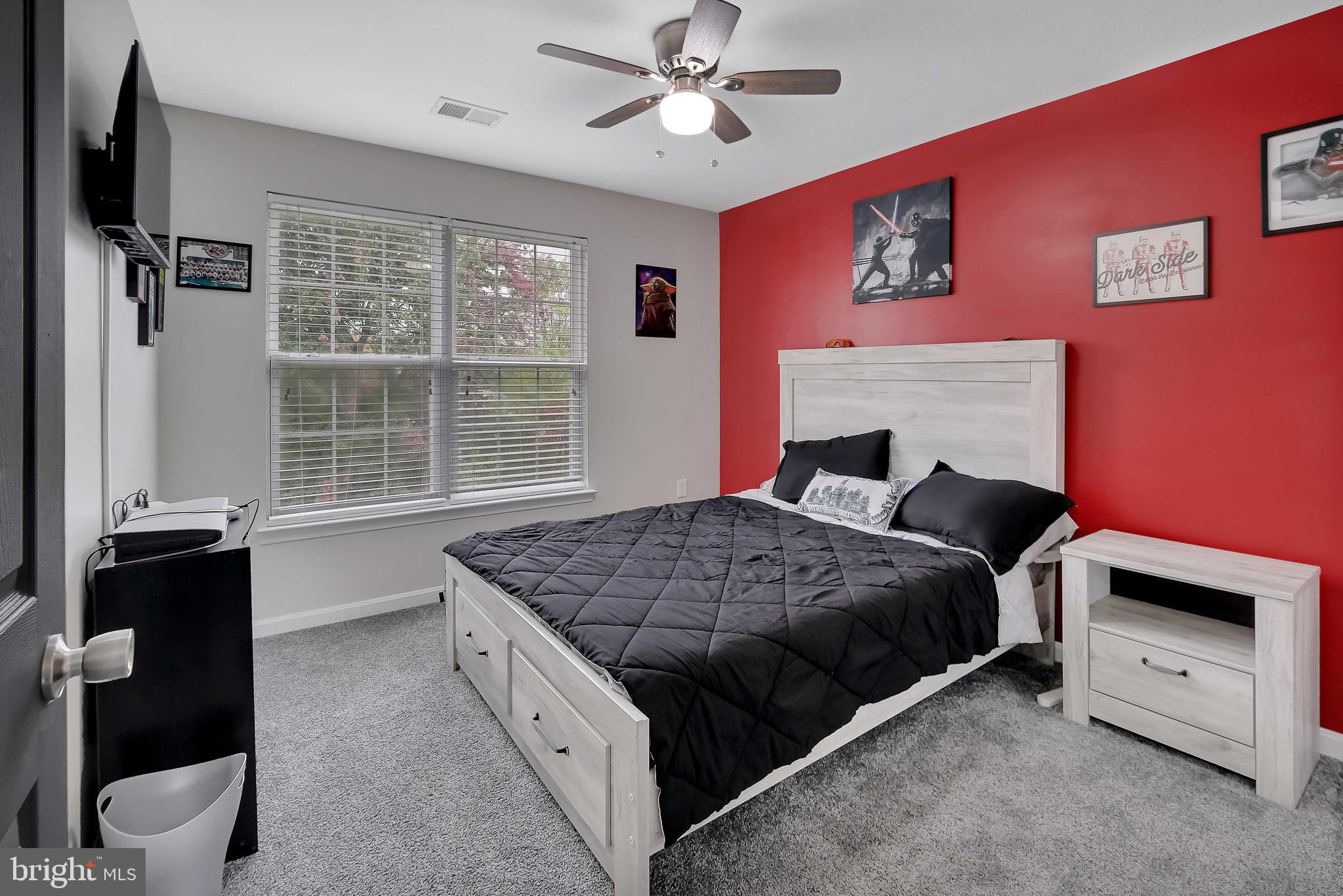 MOUNTAIN VALLEY - Residential