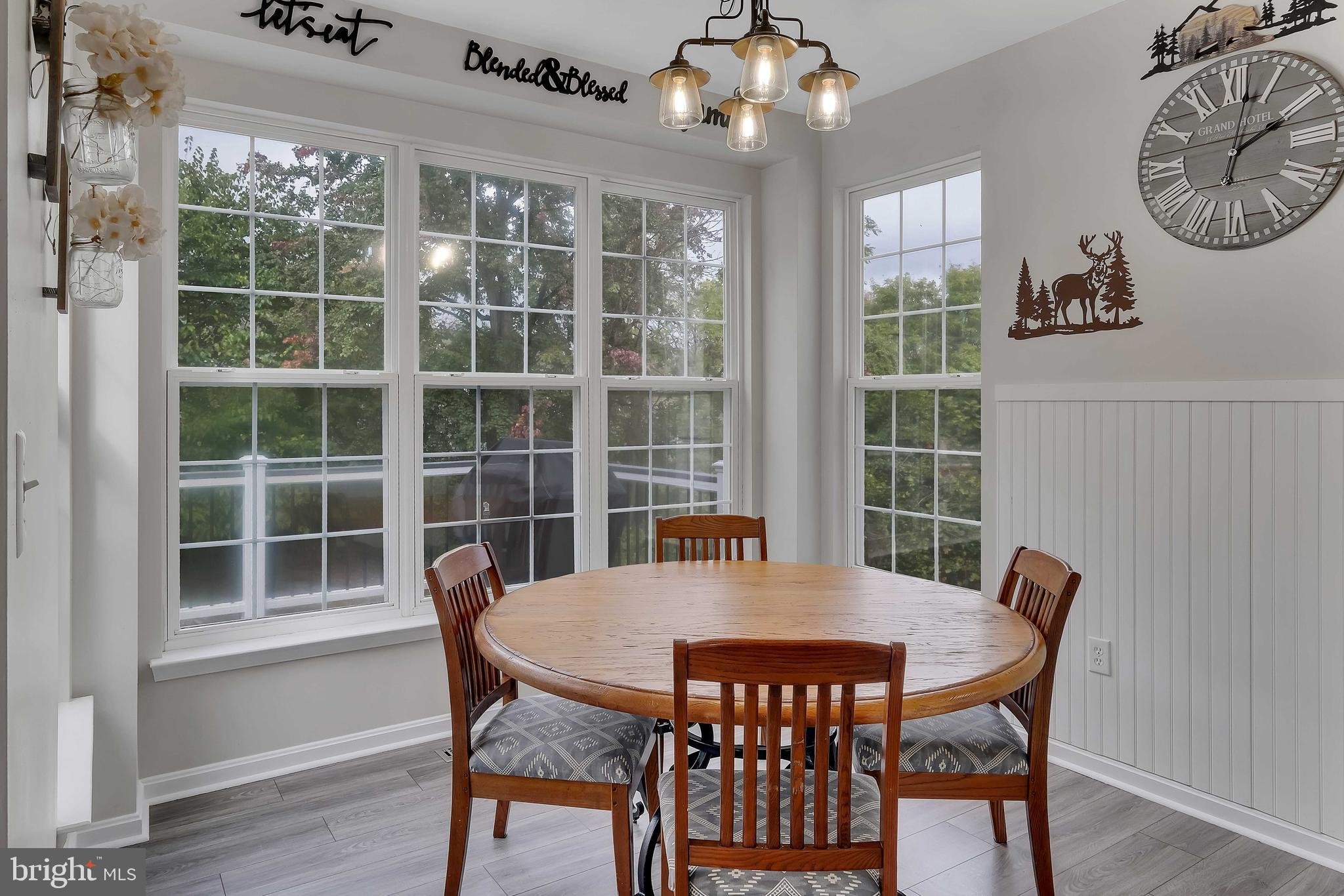 MOUNTAIN VALLEY - Residential