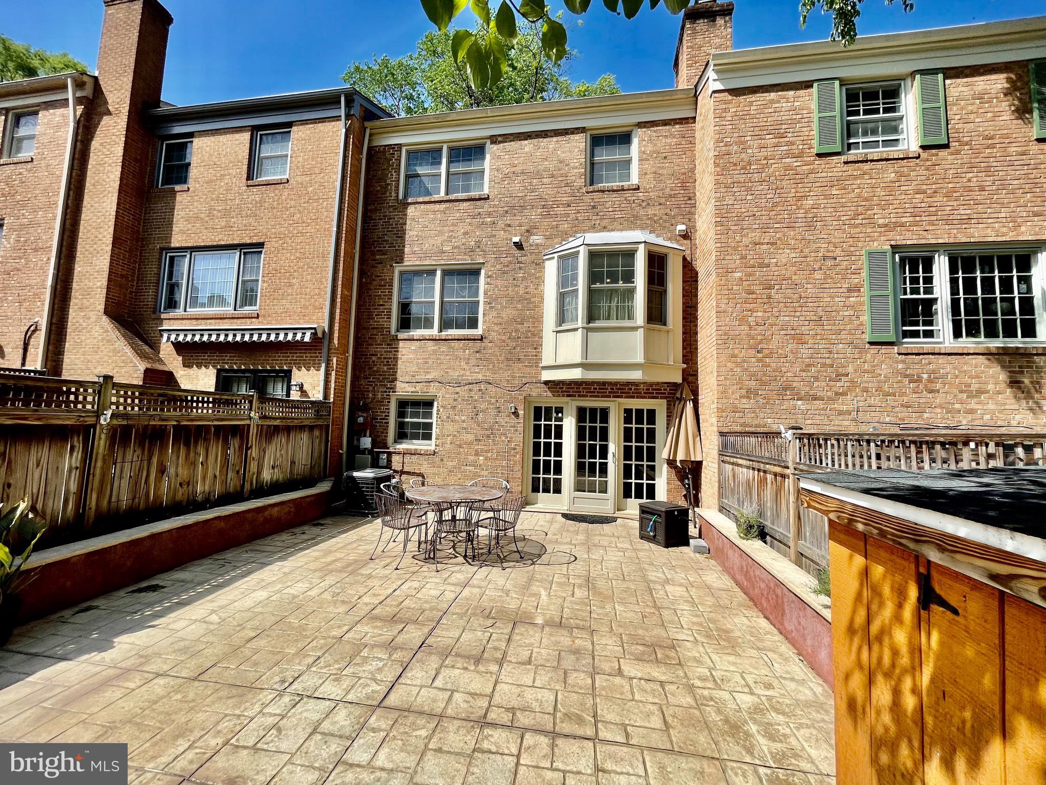 STONEHURST - Residential