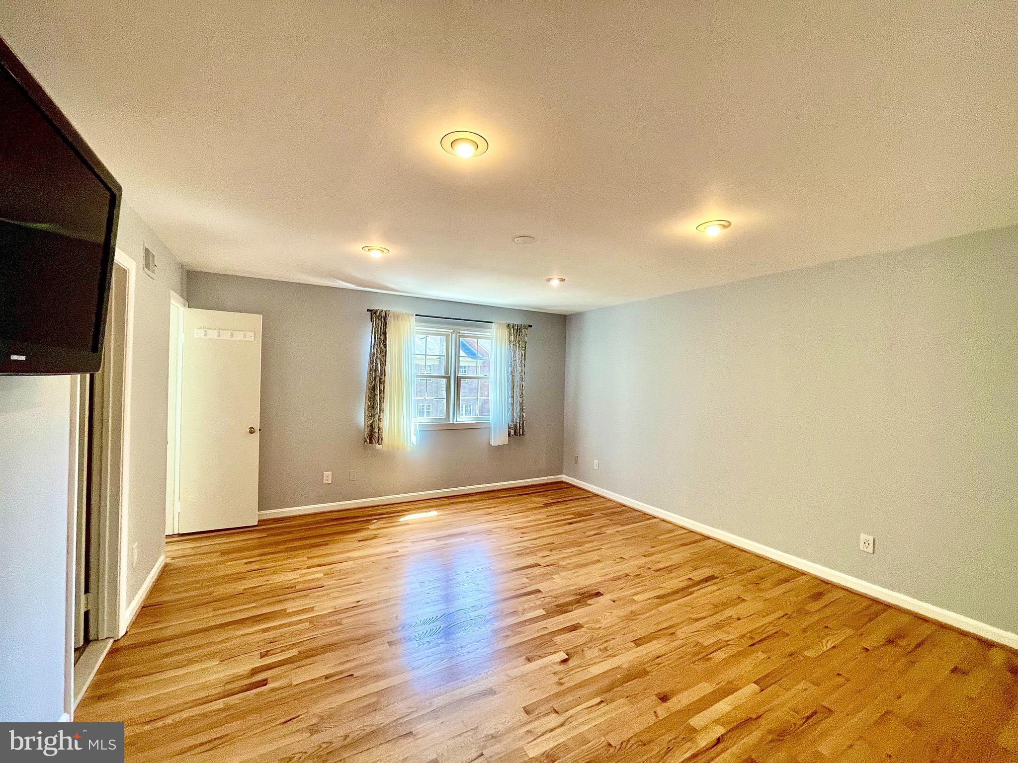 STONEHURST - Residential