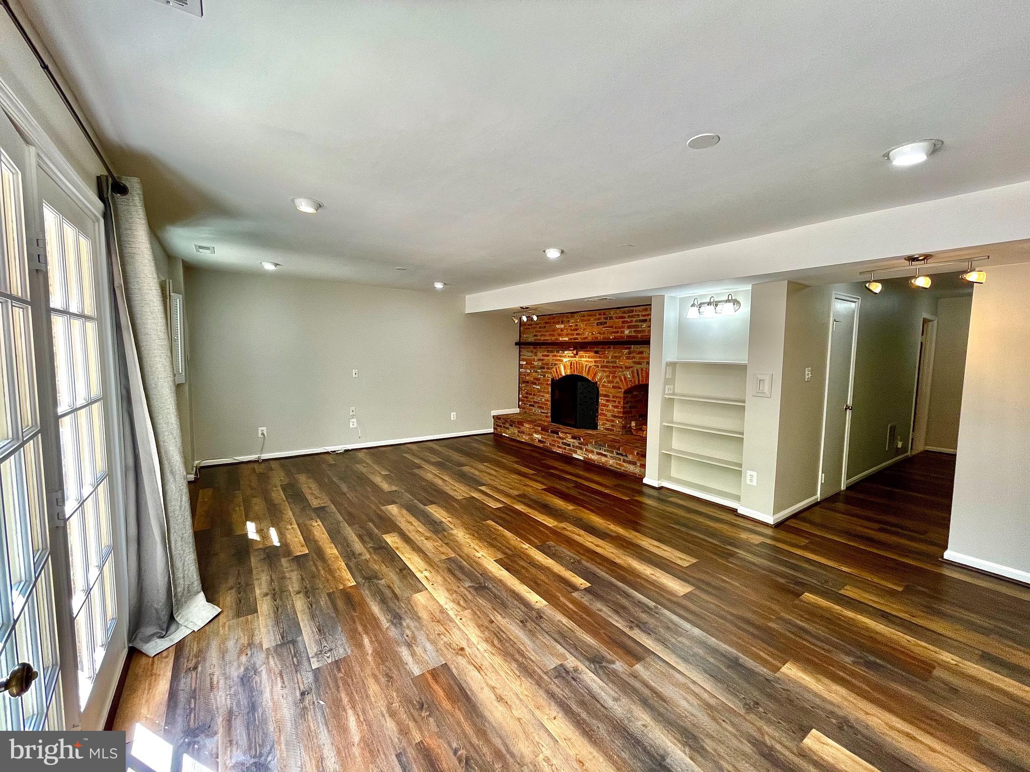 STONEHURST - Residential