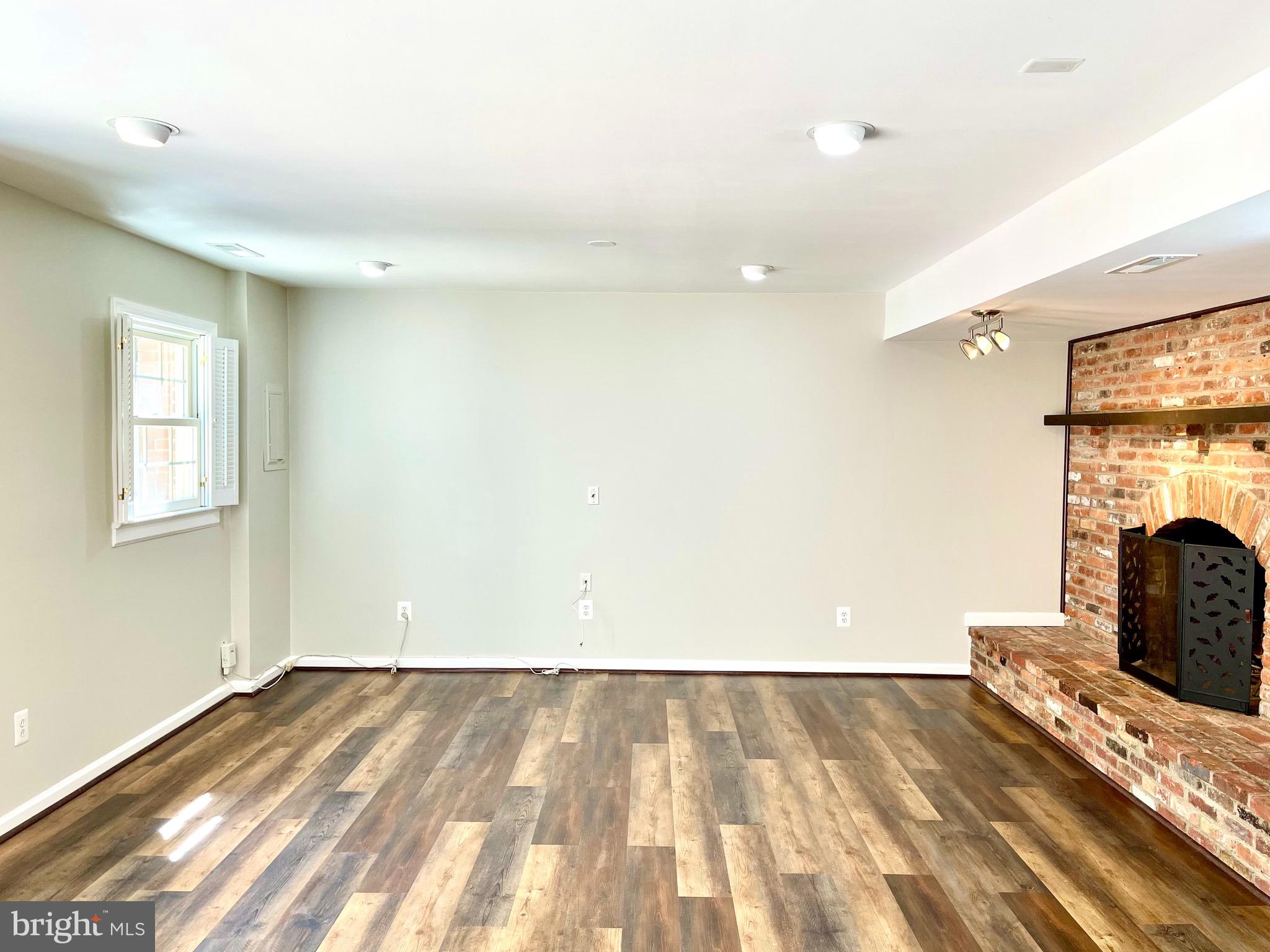 STONEHURST - Residential