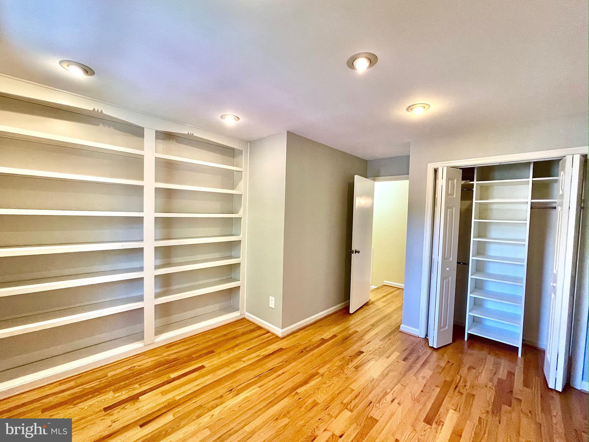 STONEHURST - Residential