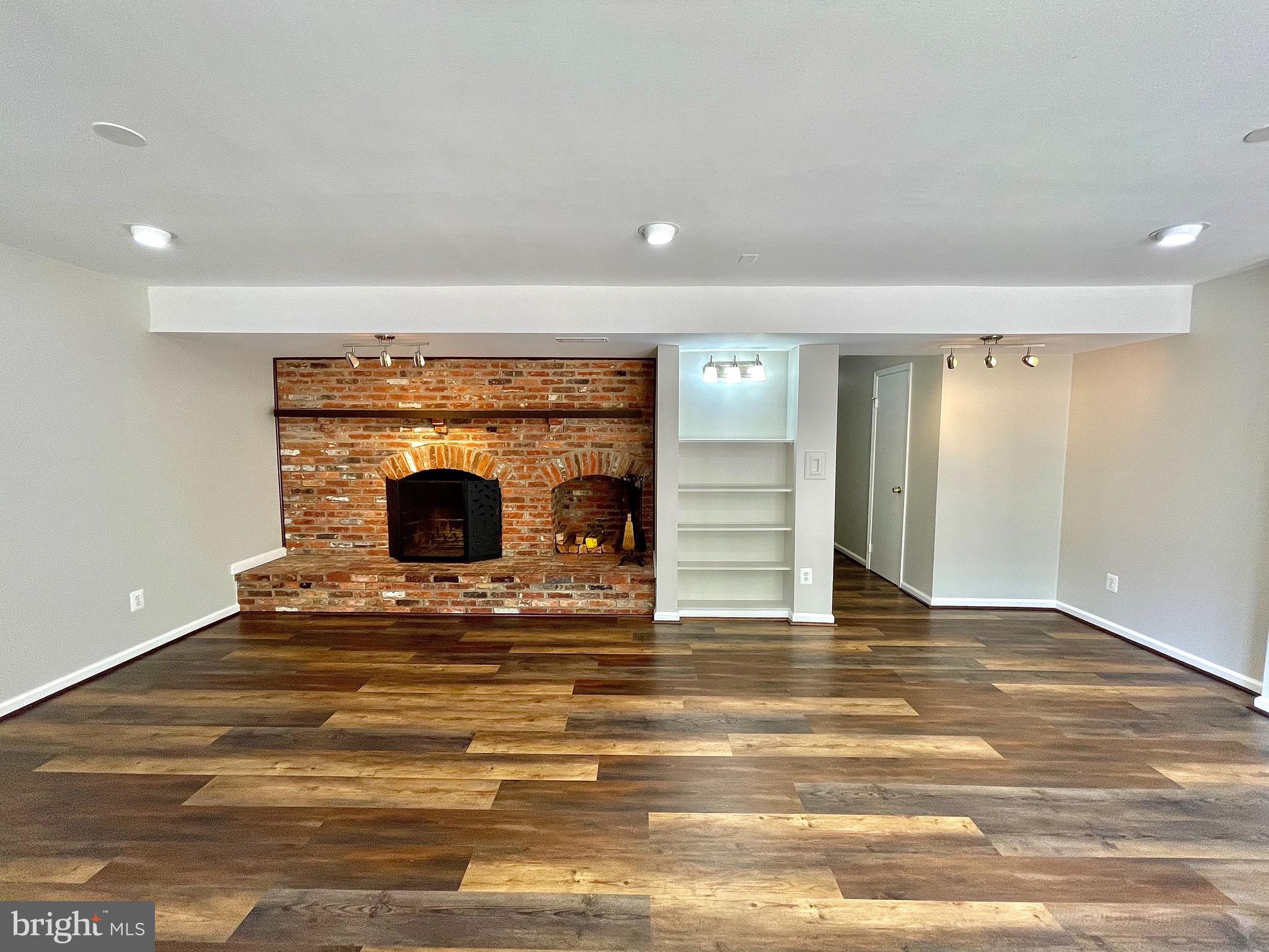 STONEHURST - Residential