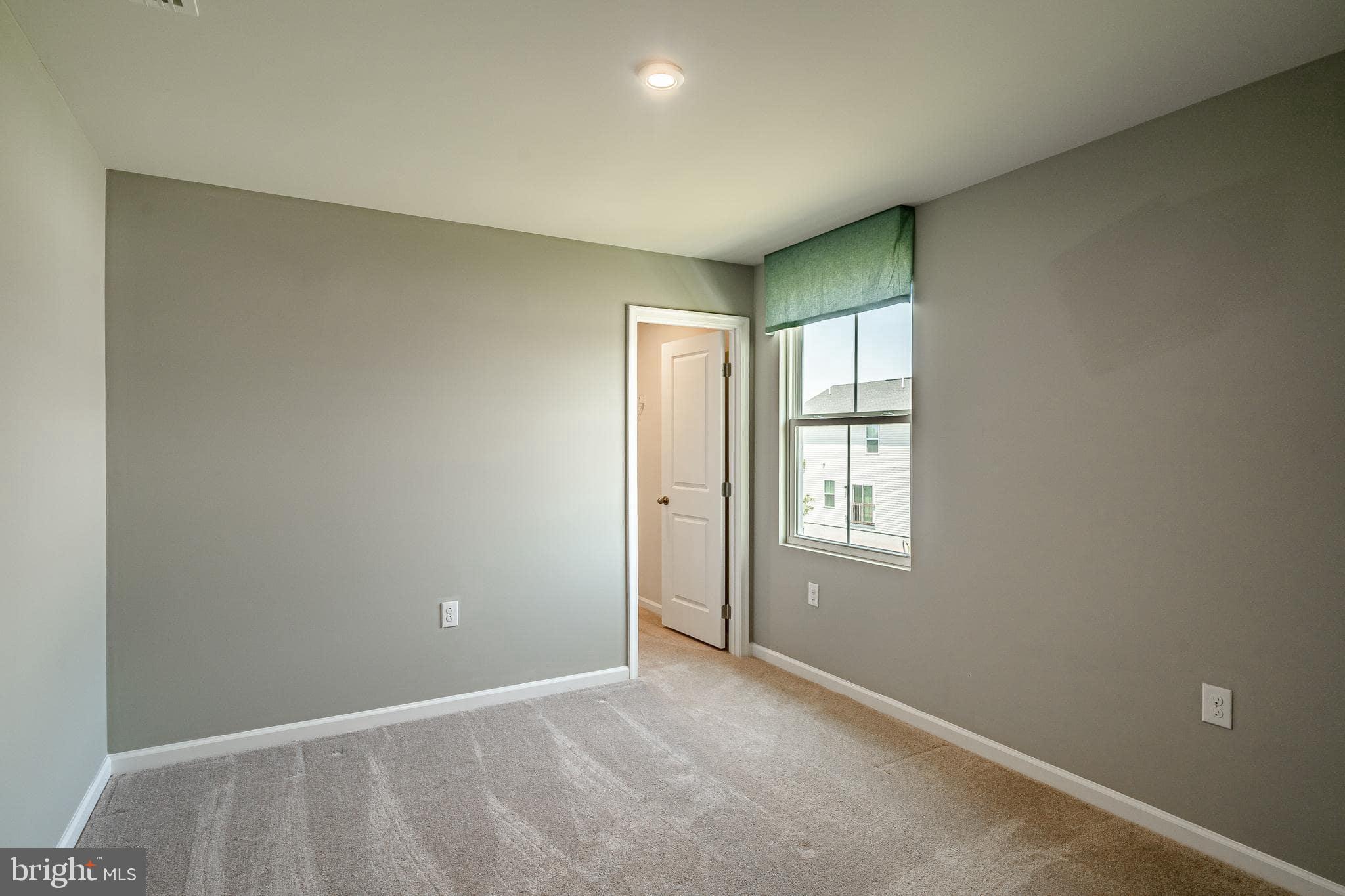 CHESTNUT RIDGE PRSRV - Residential Lease