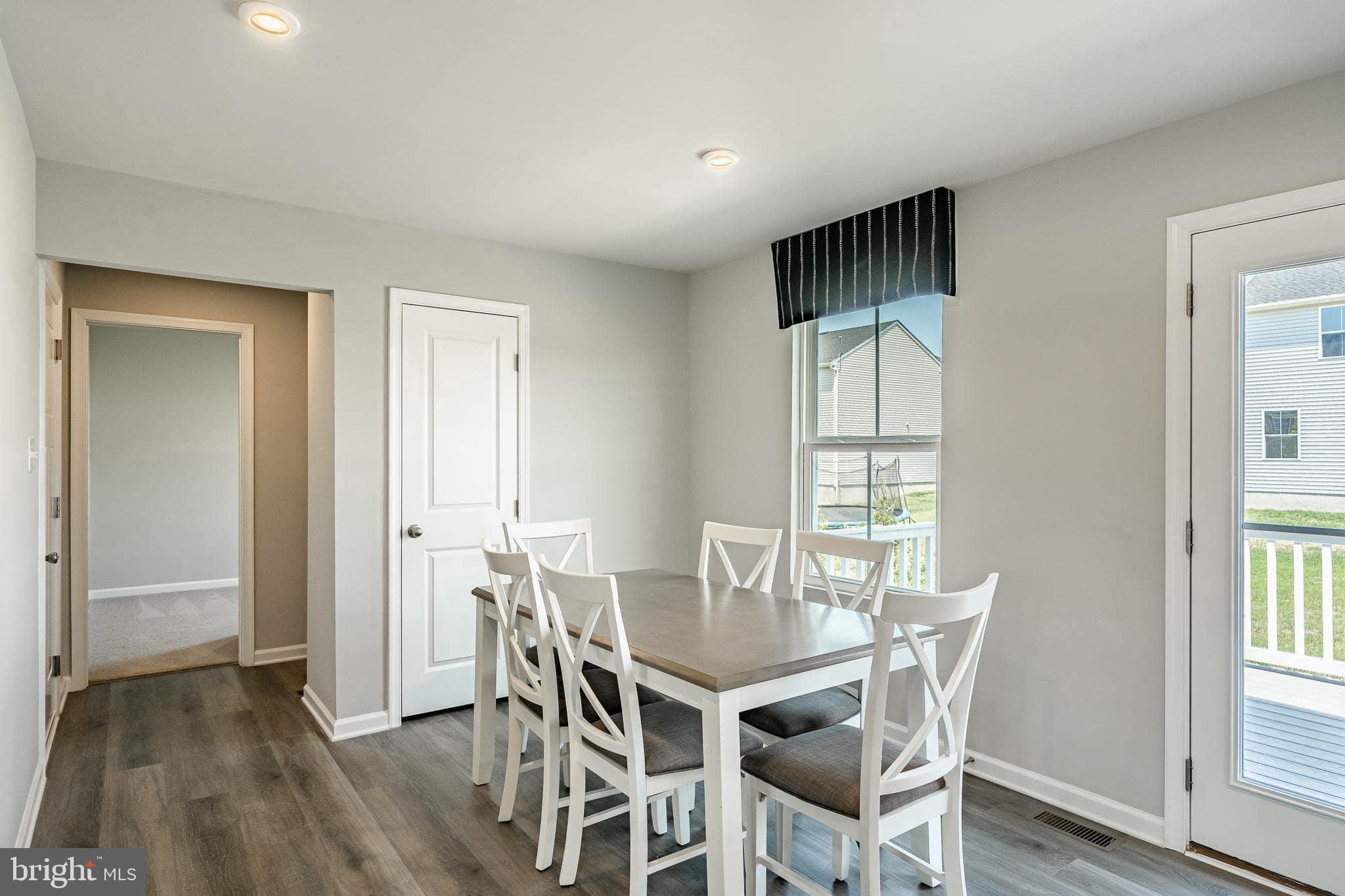 CHESTNUT RIDGE PRSRV - Residential Lease