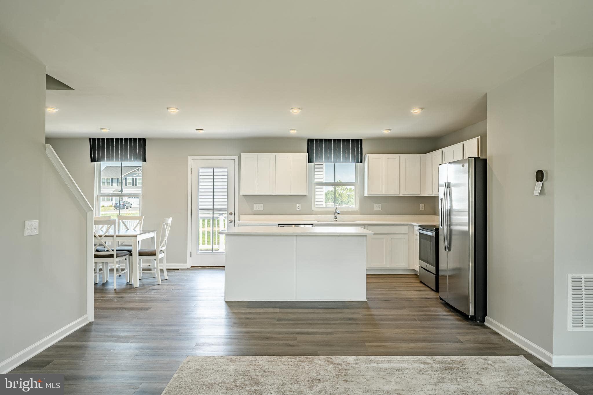 CHESTNUT RIDGE PRSRV - Residential Lease