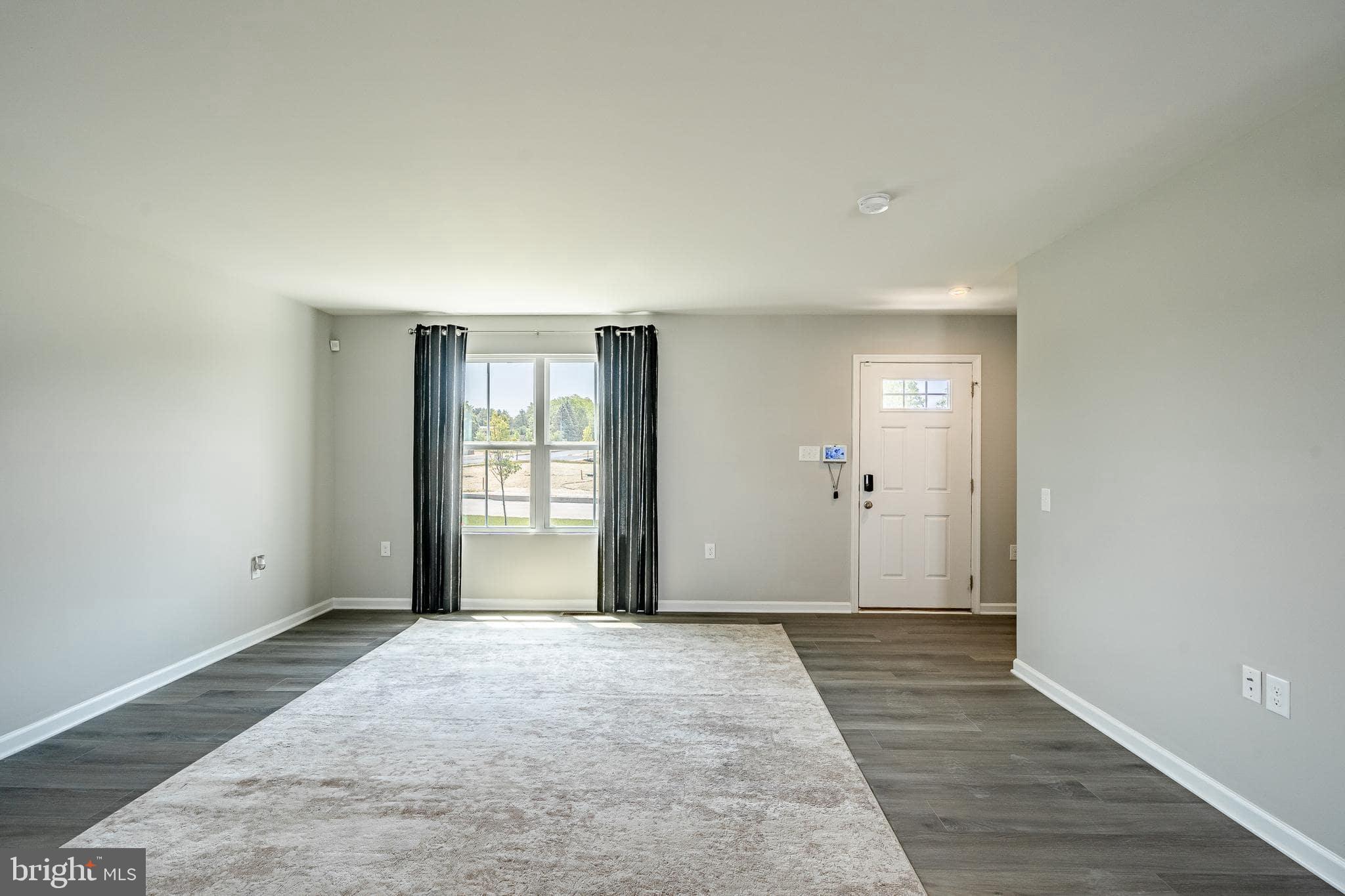 CHESTNUT RIDGE PRSRV - Residential Lease