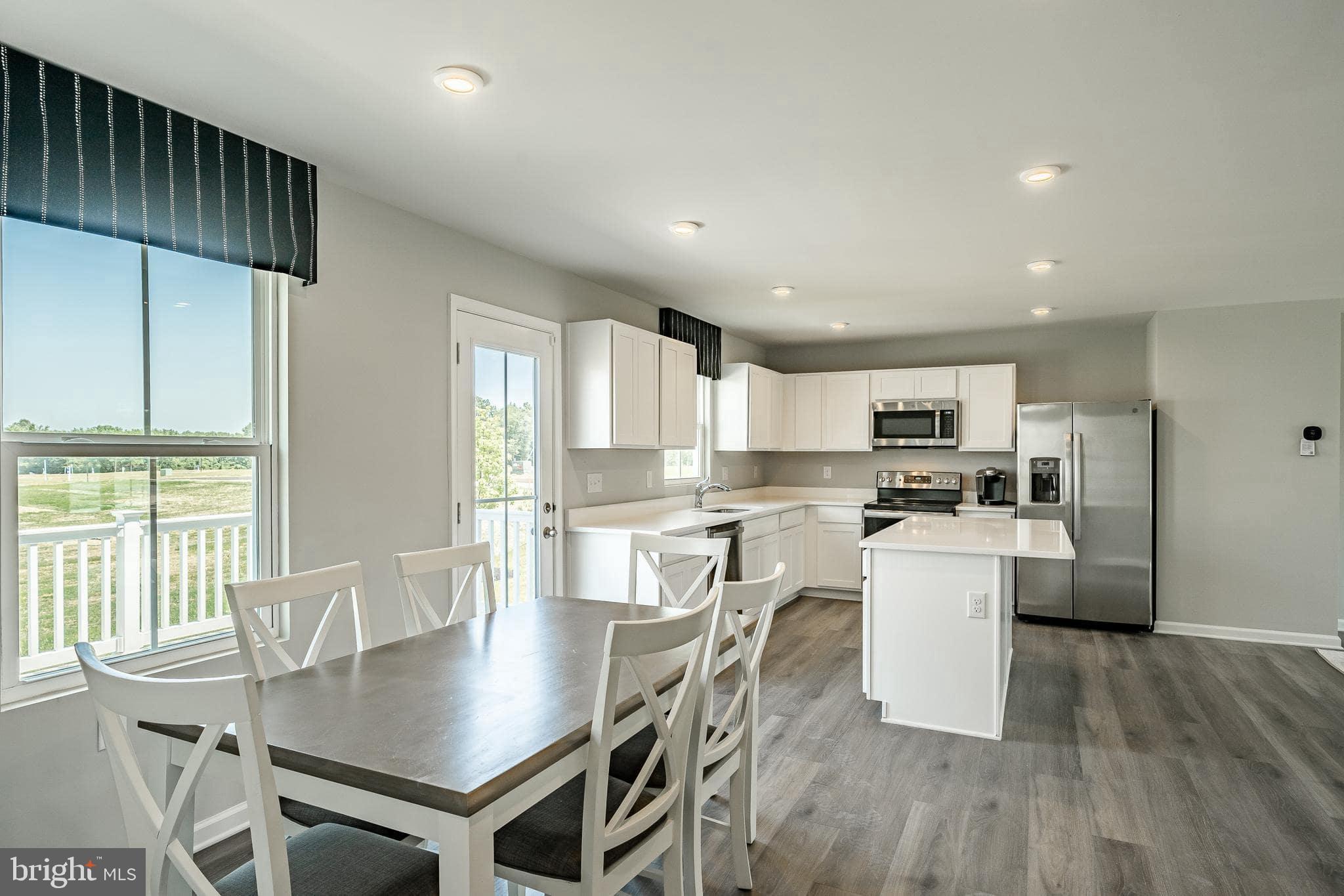 CHESTNUT RIDGE PRSRV - Residential Lease