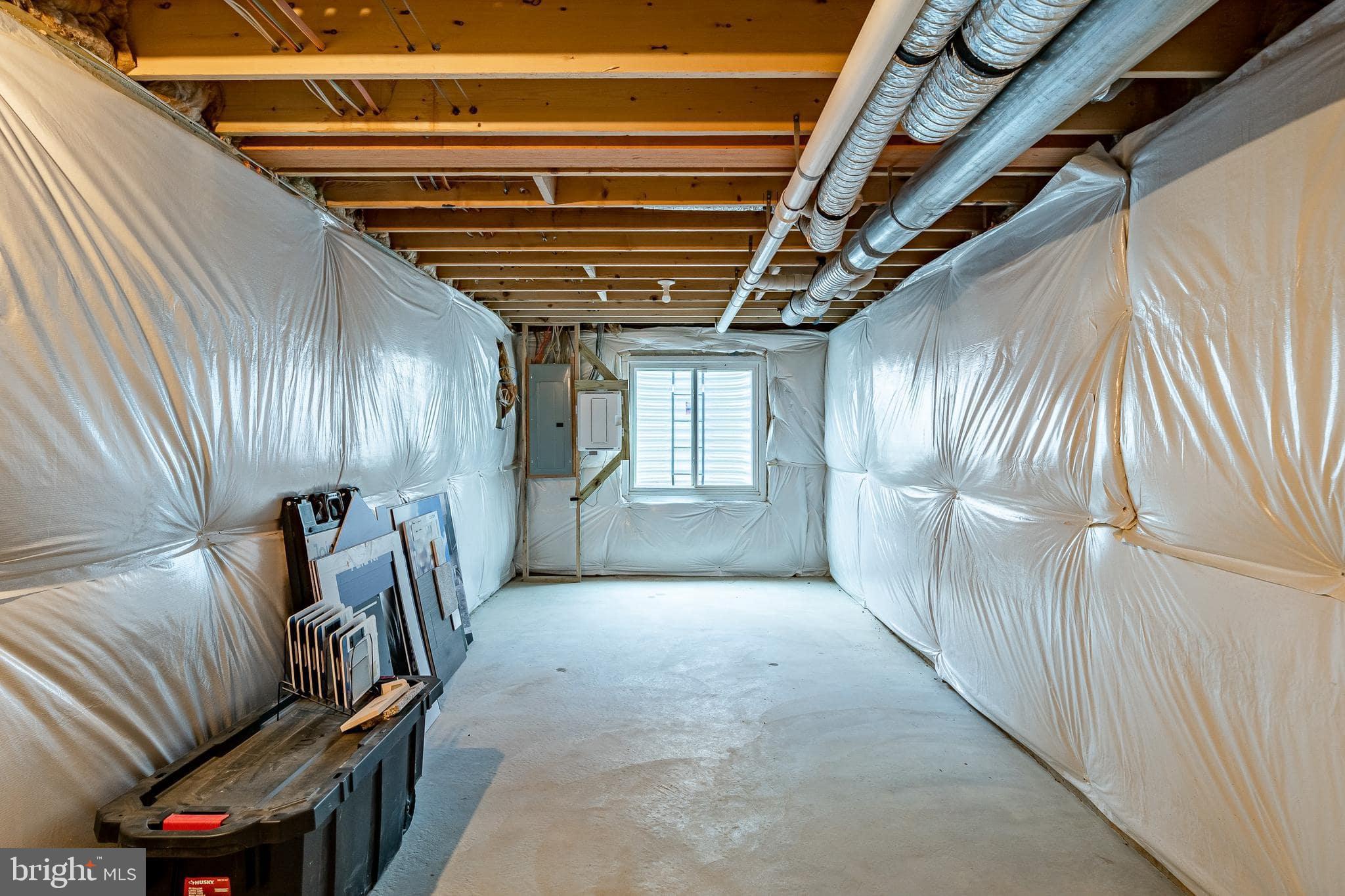 CHESTNUT RIDGE PRSRV - Residential Lease