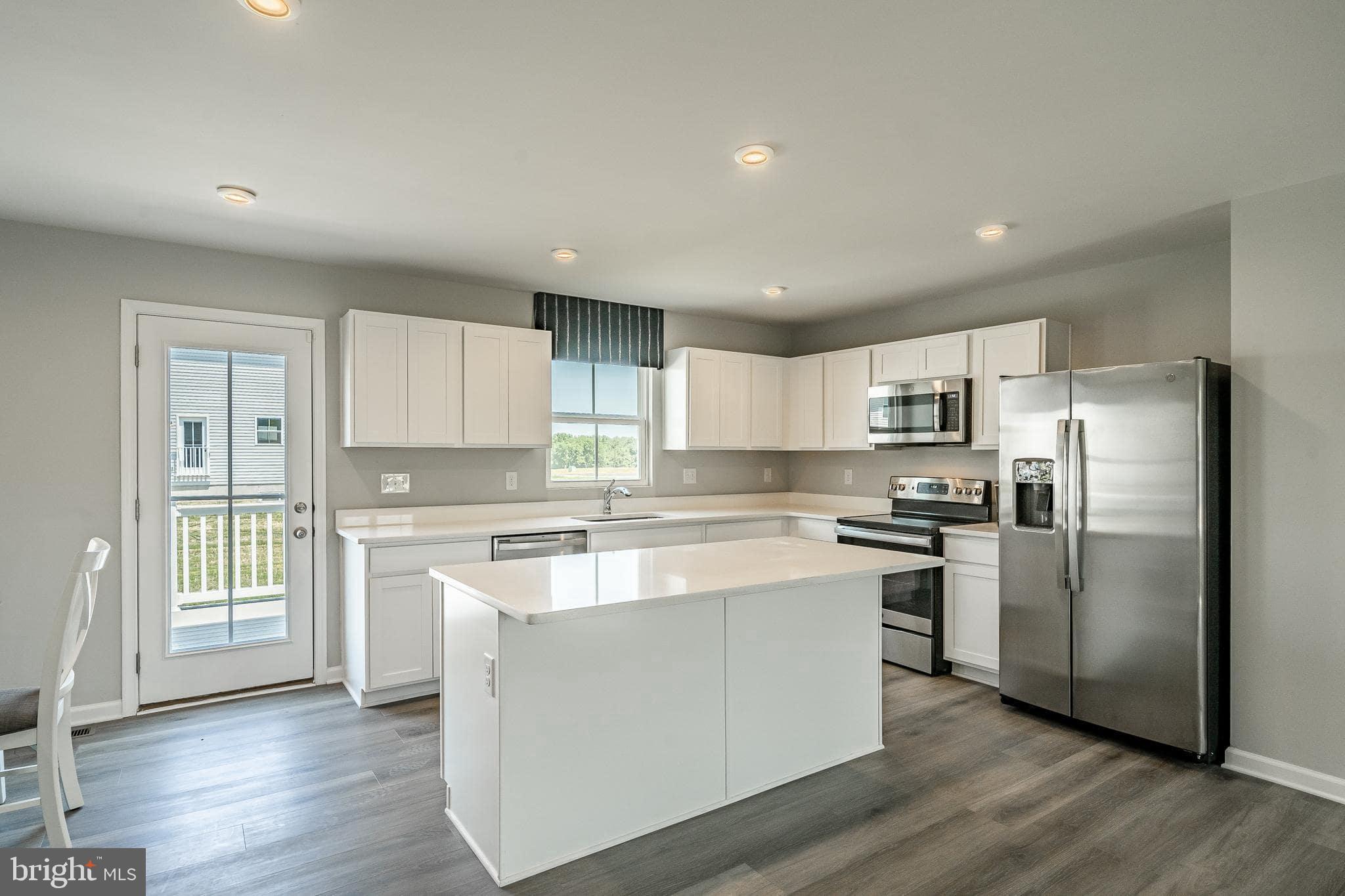 CHESTNUT RIDGE PRSRV - Residential Lease