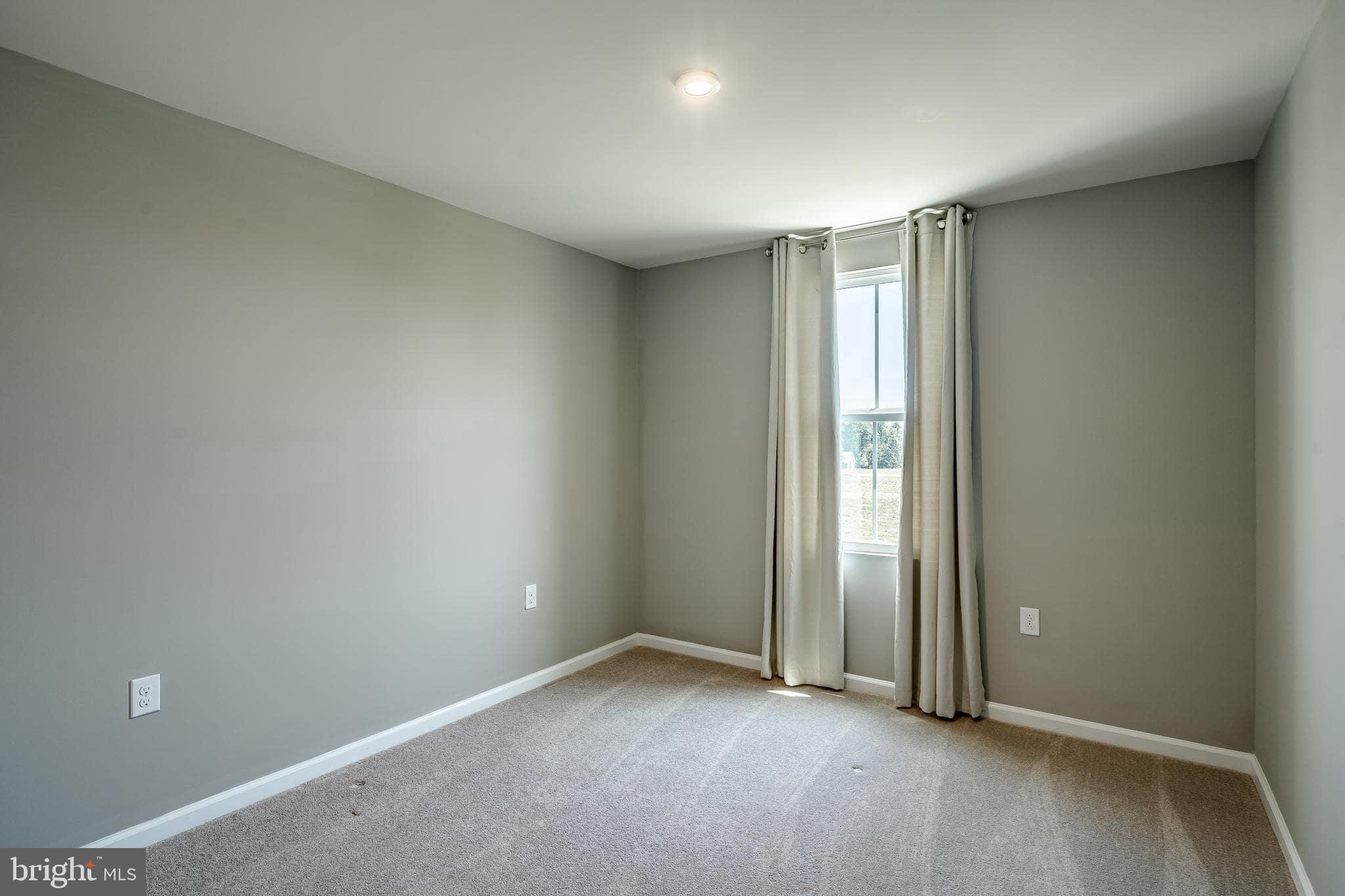 CHESTNUT RIDGE PRSRV - Residential Lease