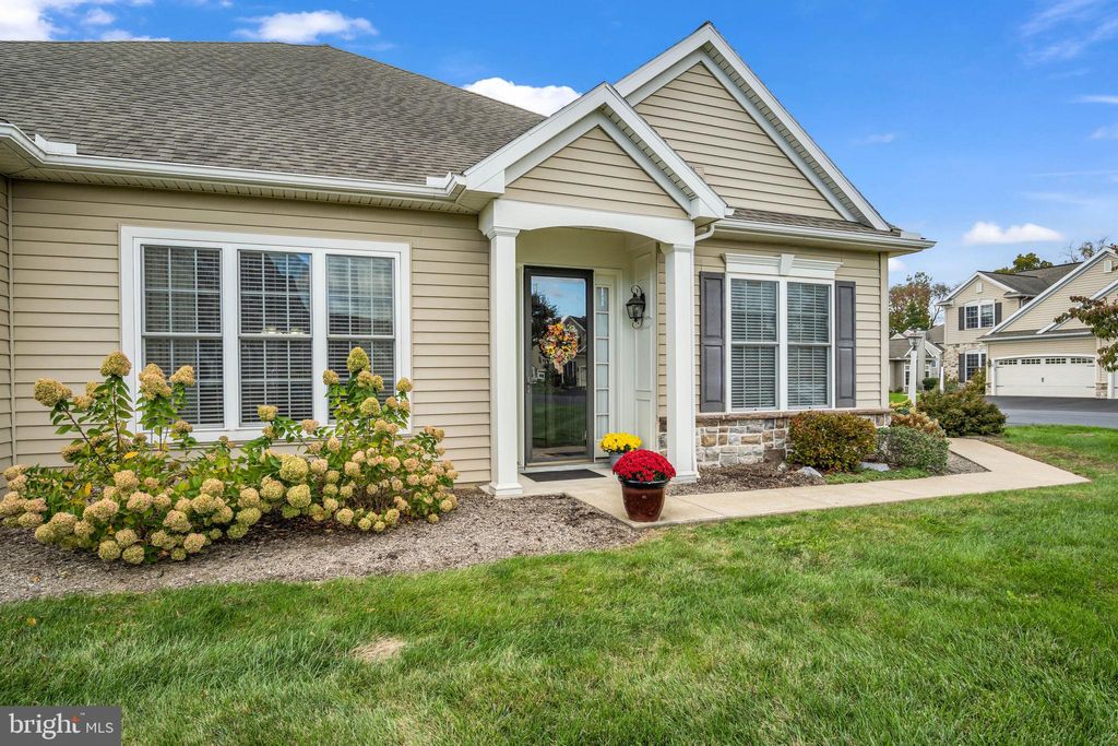 Photo of 110 Bluebell Dr, MECHANICSBURG, PA 17050 (MLS # PACB2047956)