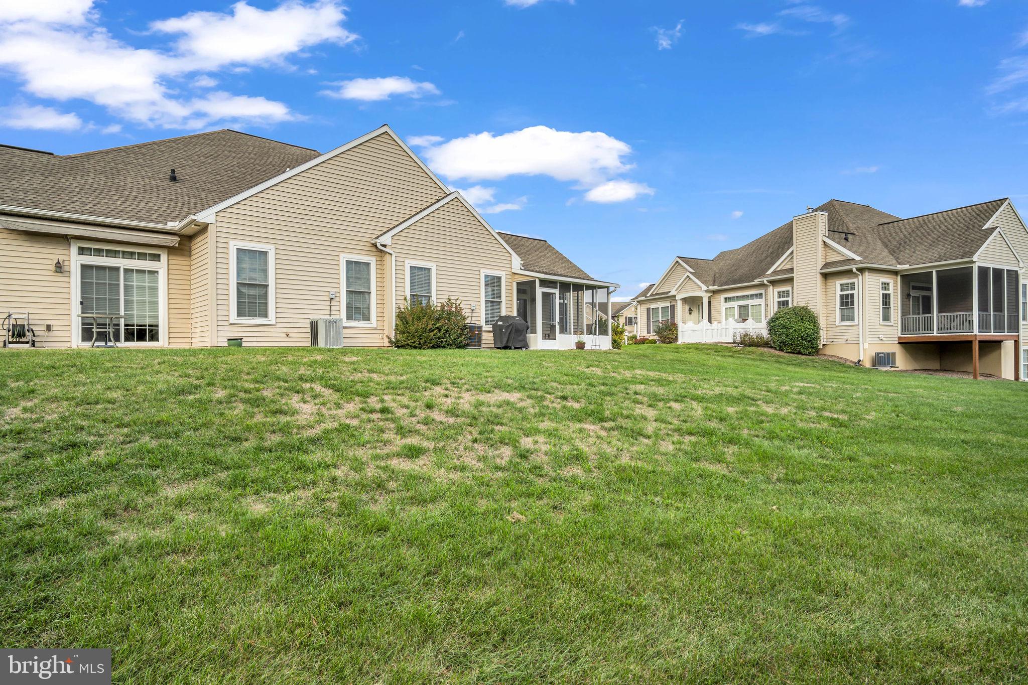 CARMELLA - Residential