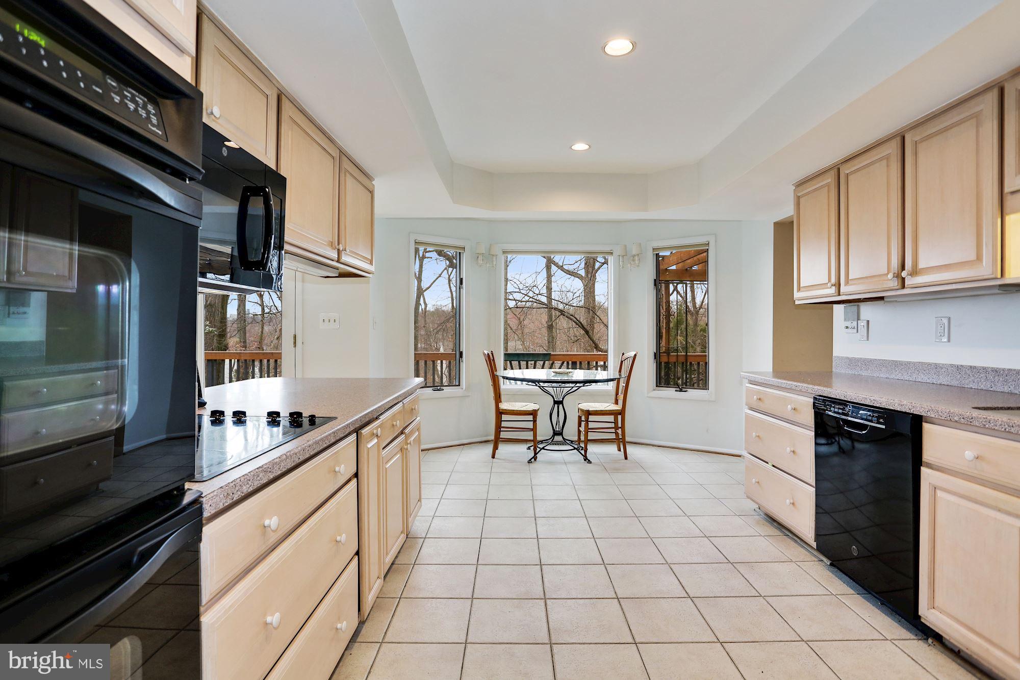 MCLEAN STATION - Residential