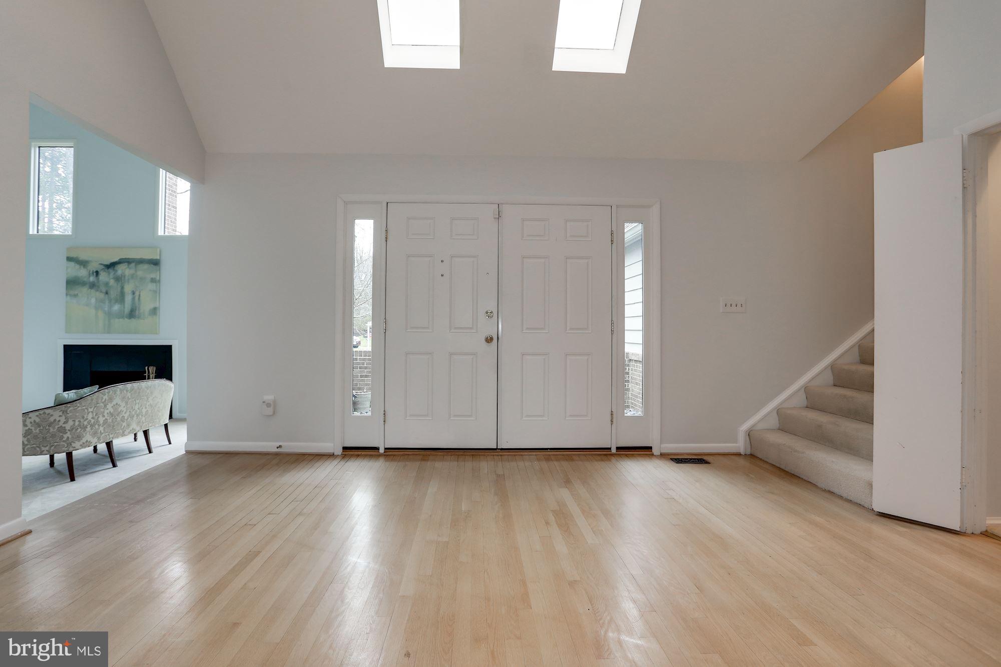 MCLEAN STATION - Residential