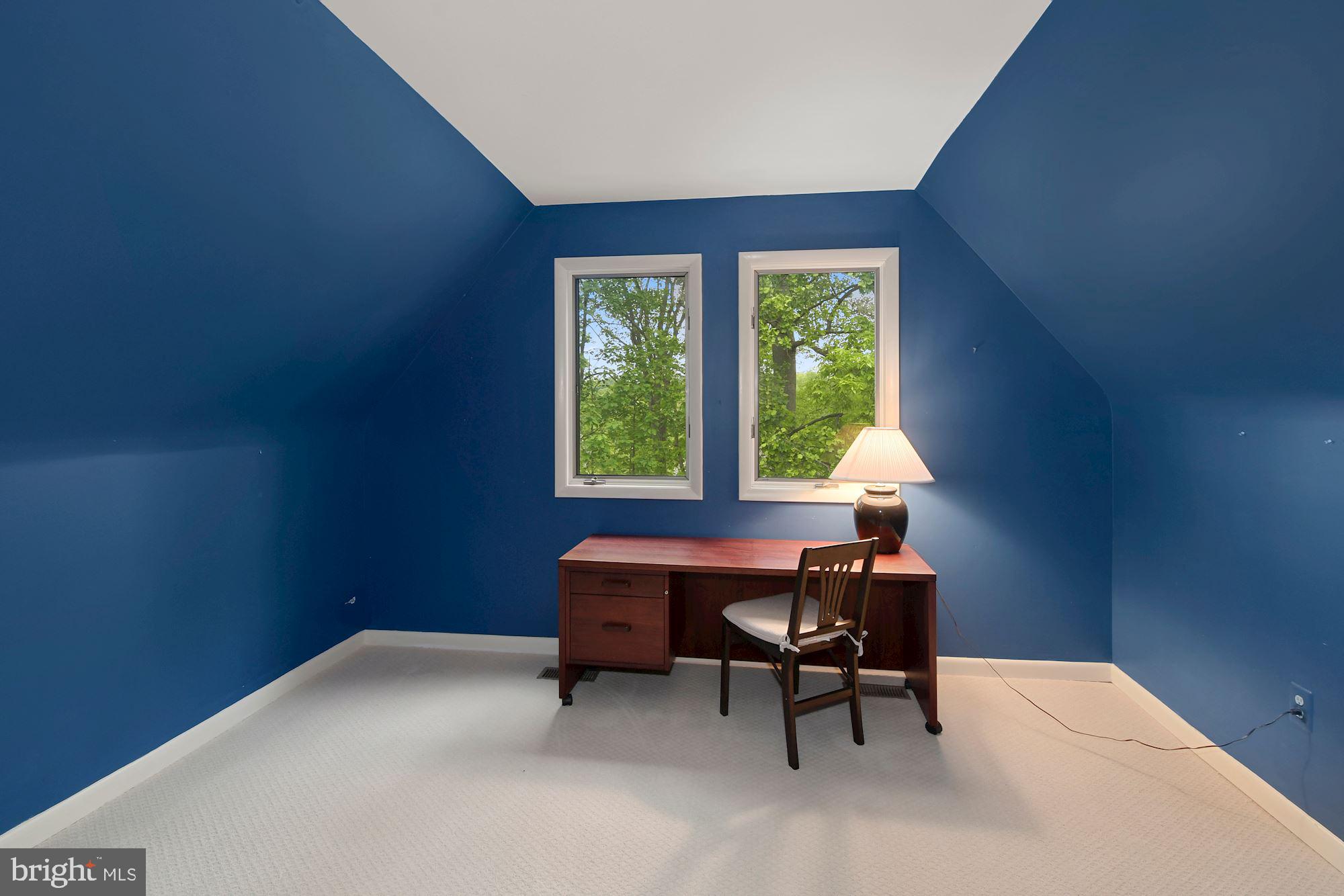 MCLEAN STATION - Residential