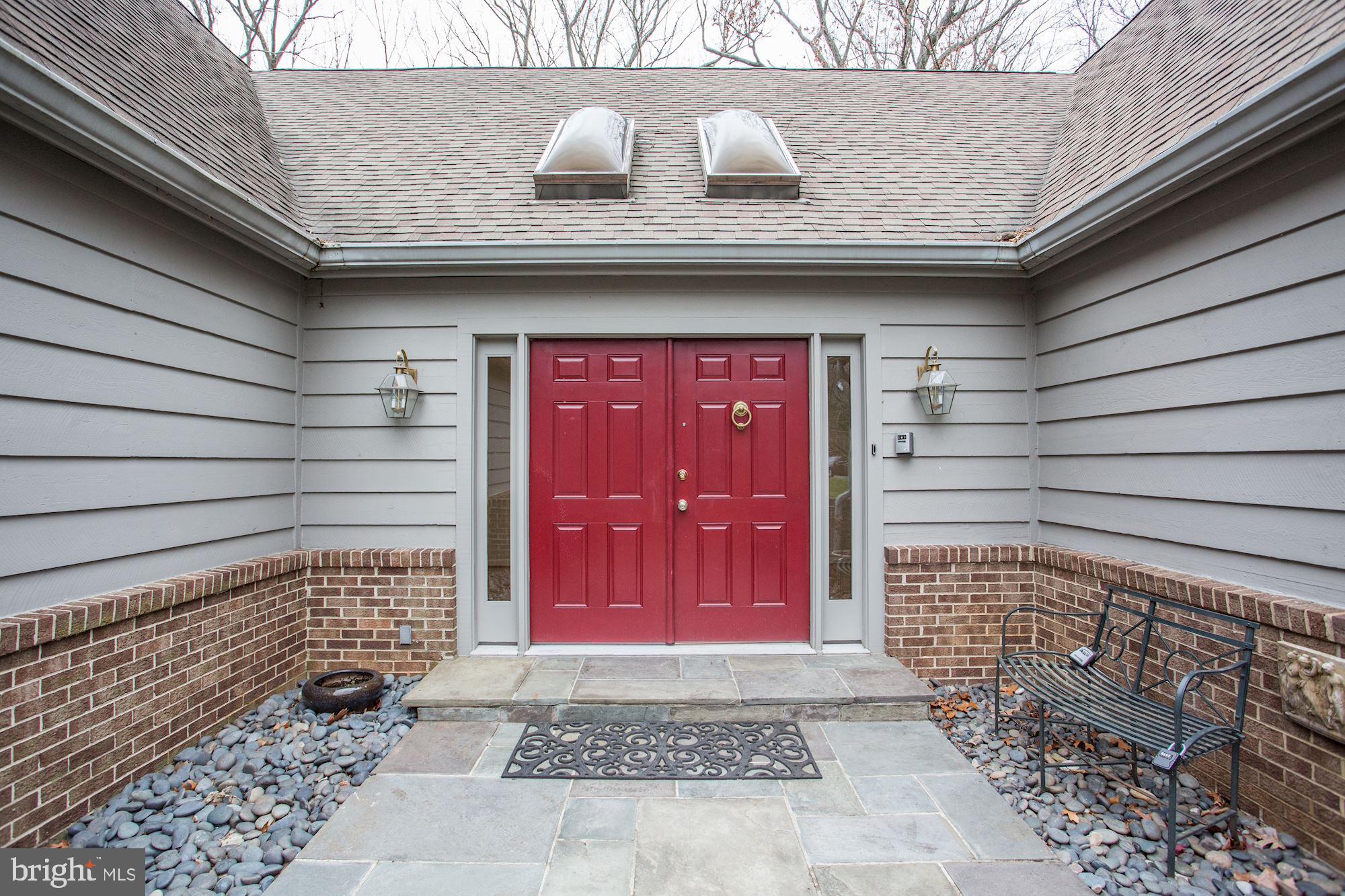 MCLEAN STATION - Residential