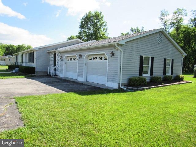 145 PHILLIPS LANE