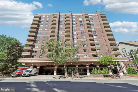 Photo of 1276 N Wayne Street #317, ARLINGTON, VA 22201 (MLS # VAAR2072912)