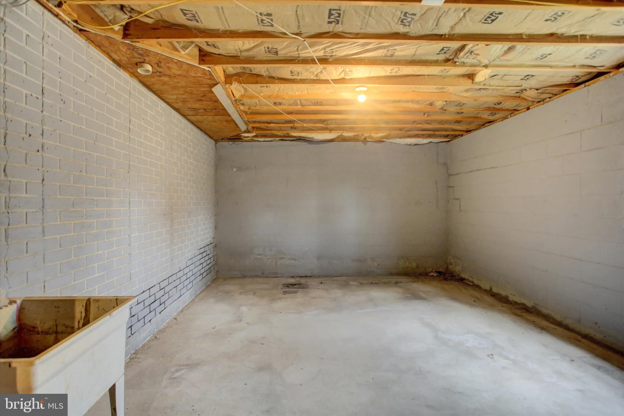 KNOB HILL - Residential