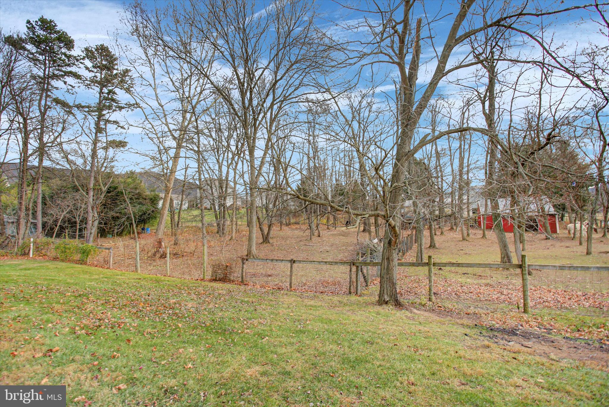 KNOB HILL - Residential