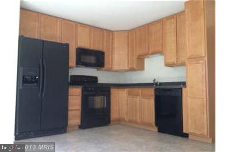 10443 WESTGATE COURT