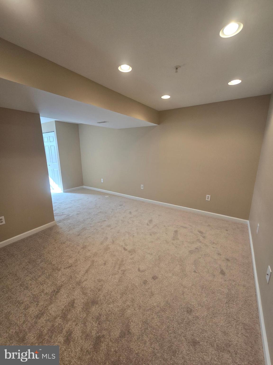 FURNACE HILLS - Residential