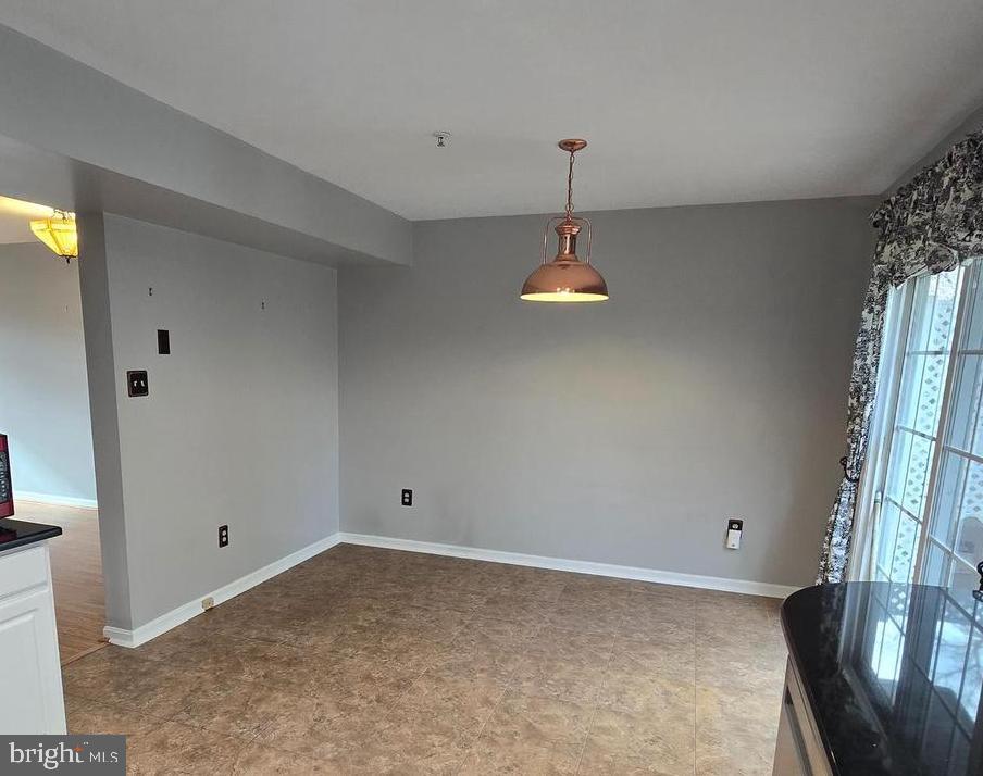 FURNACE HILLS - Residential