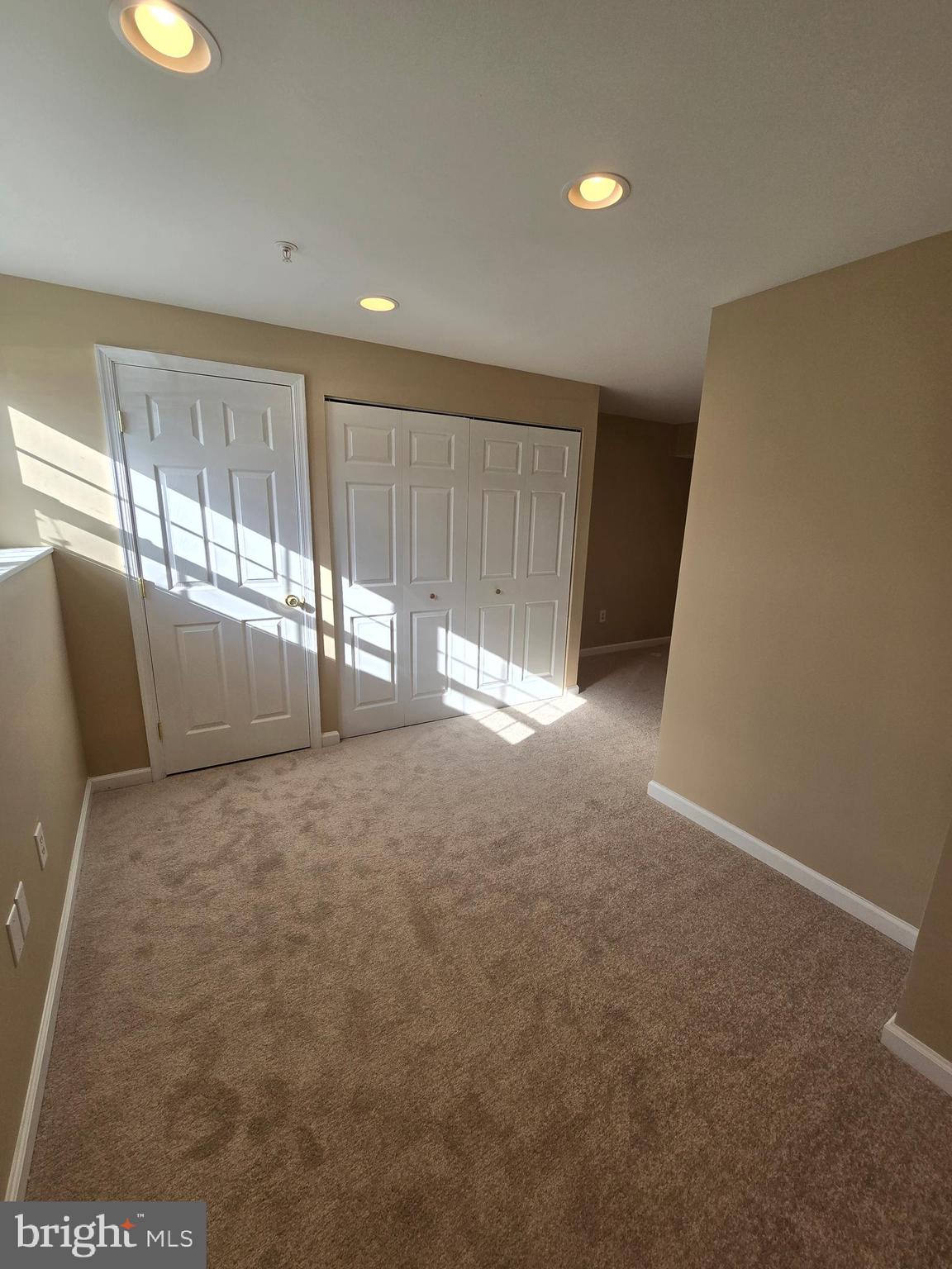 FURNACE HILLS - Residential