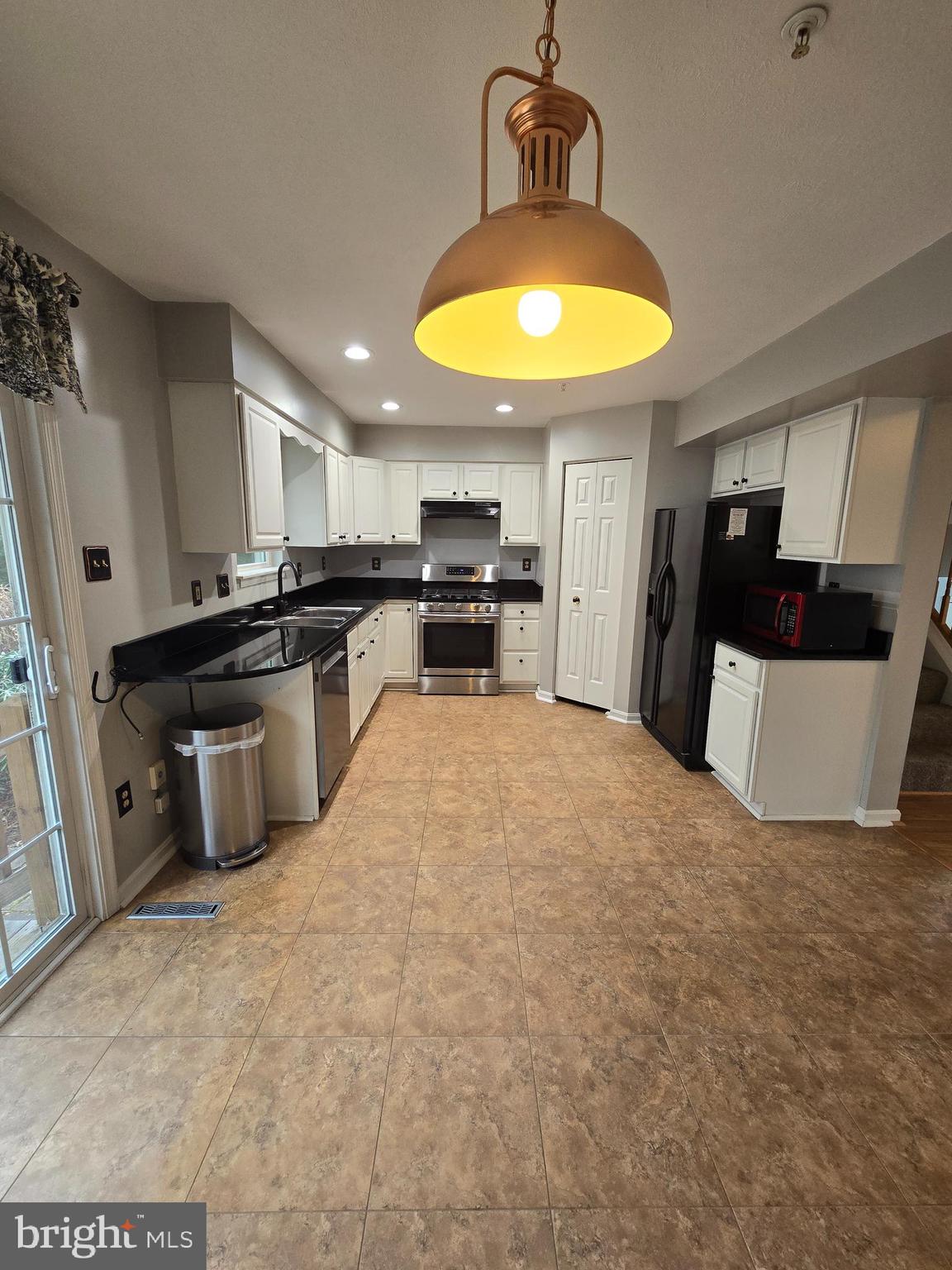 FURNACE HILLS - Residential