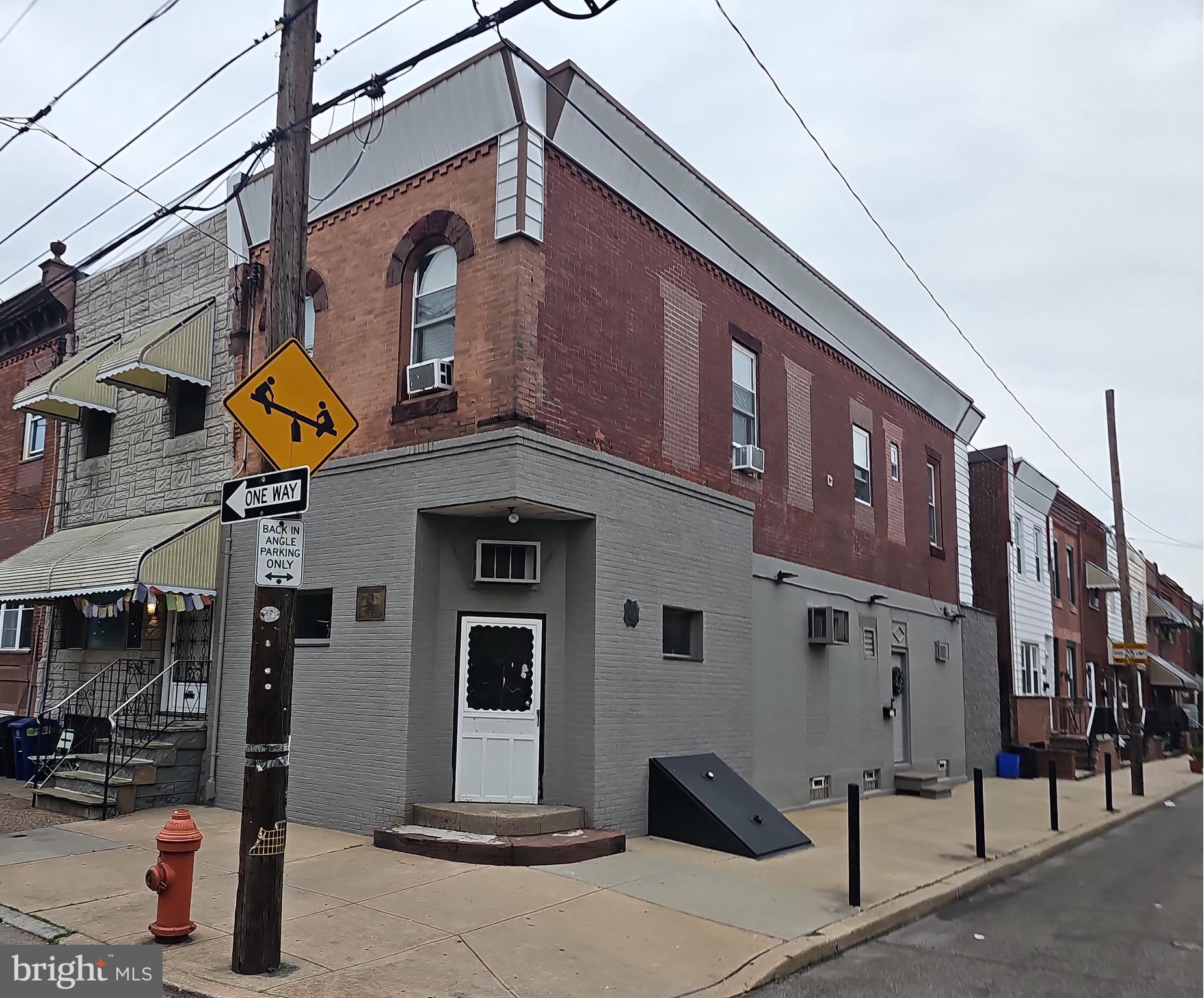PHILADELPHIA - Commercial Sale