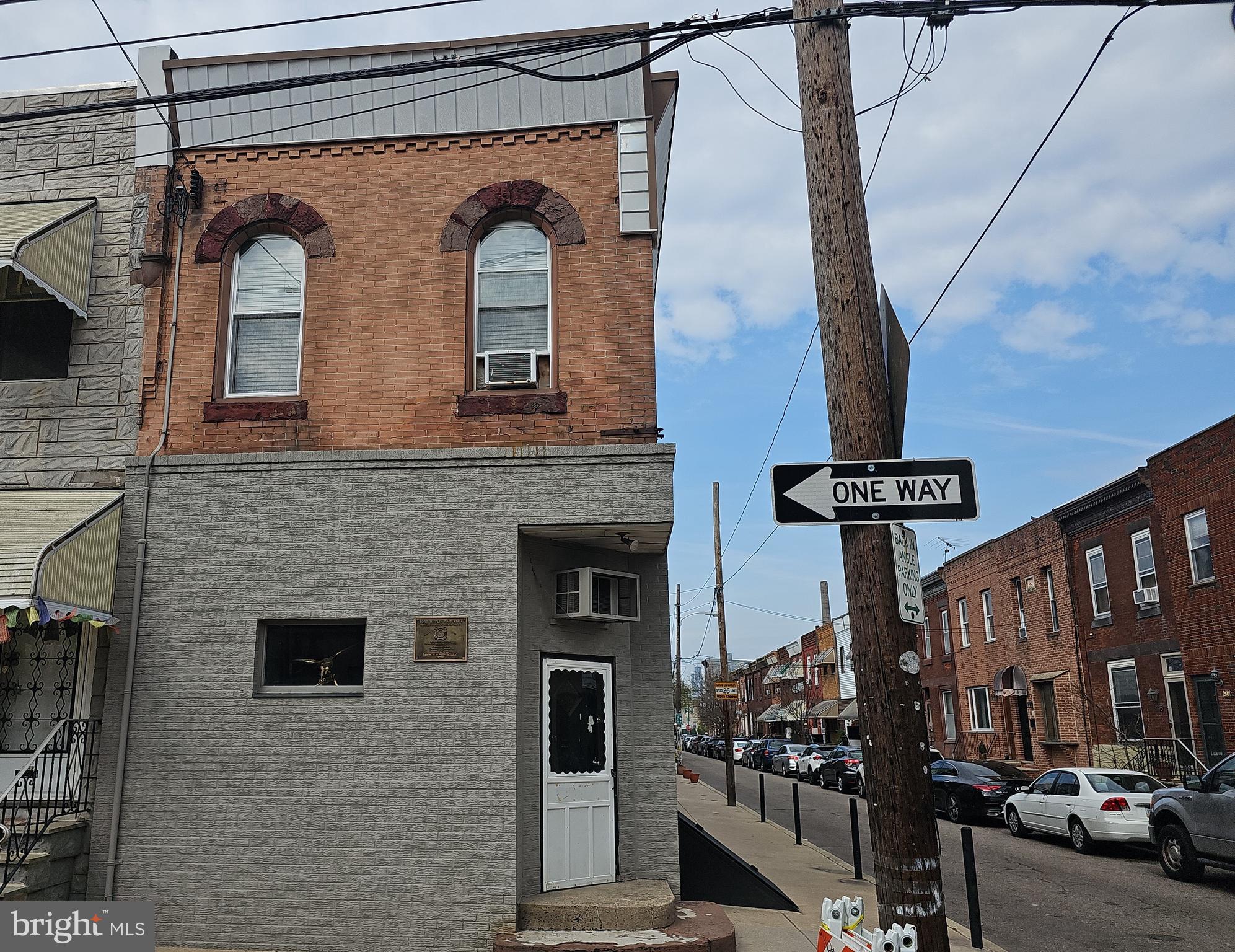 PHILADELPHIA - Commercial Sale