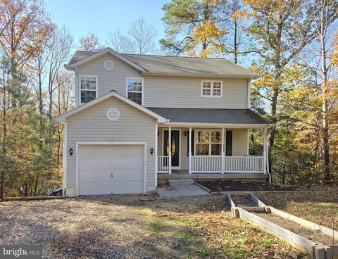 Photo of 32 General Lee Court, MONTROSS, VA 22520 (MLS # VAWE2010110)