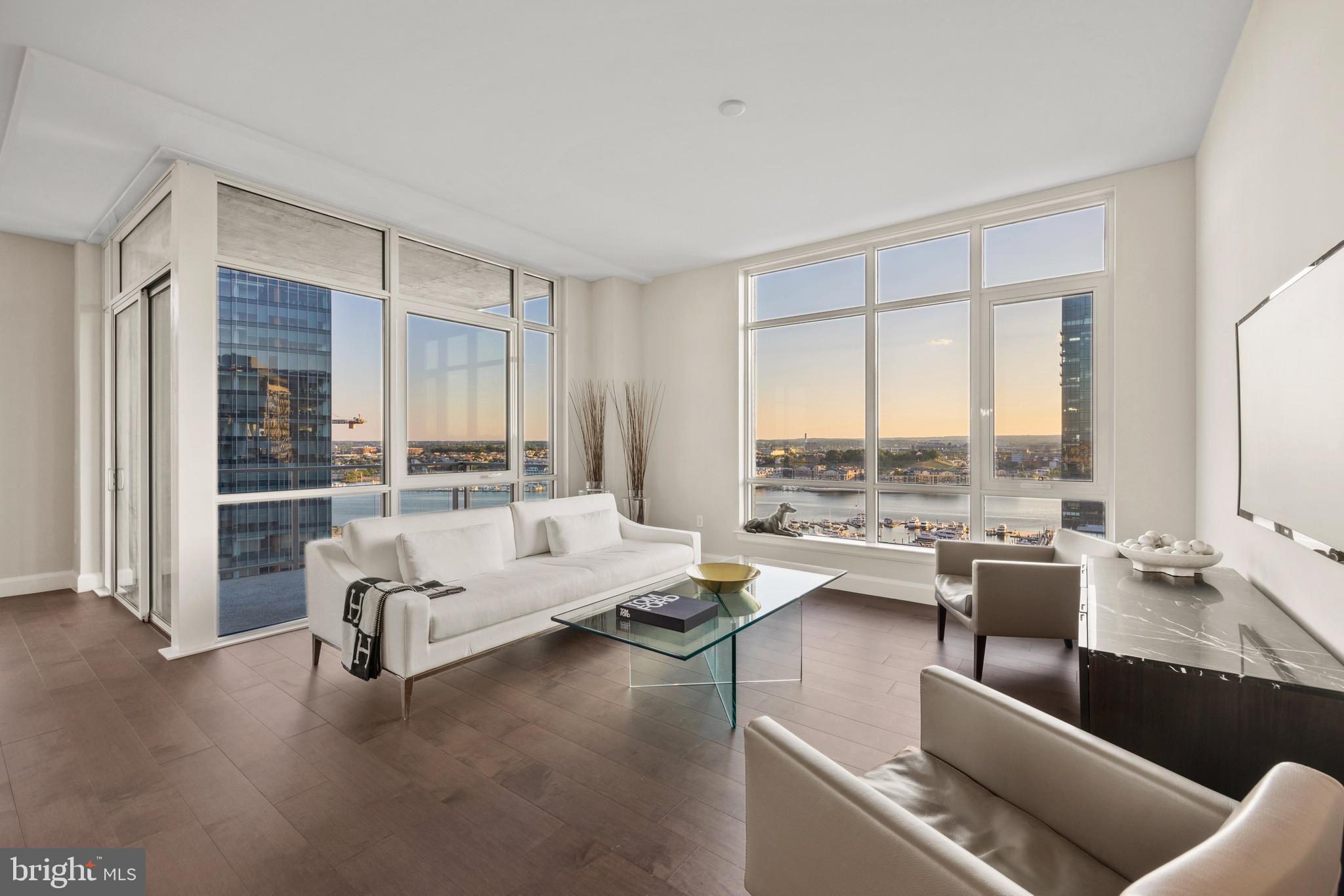 HARBOR EAST - Residential