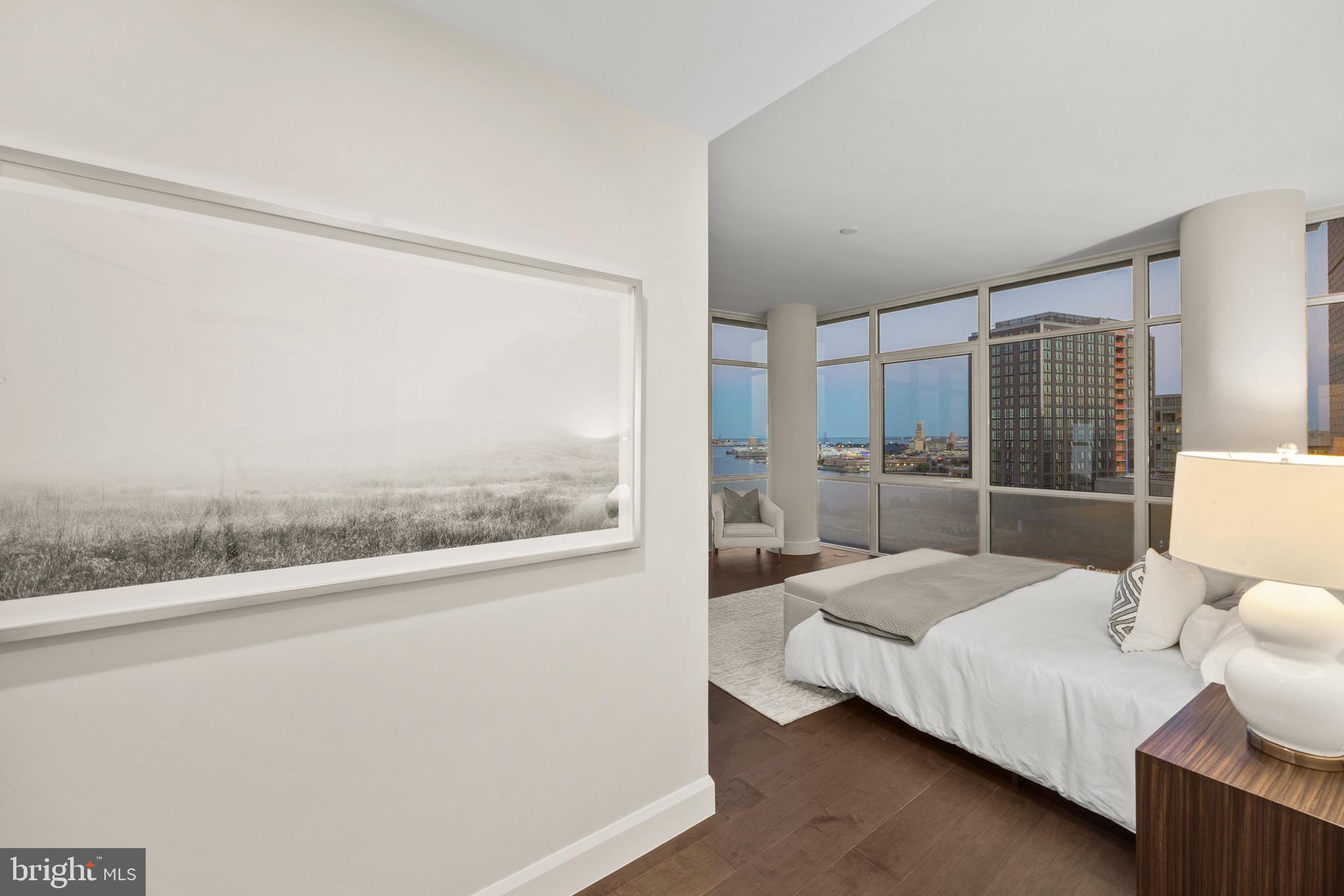 HARBOR EAST - Residential