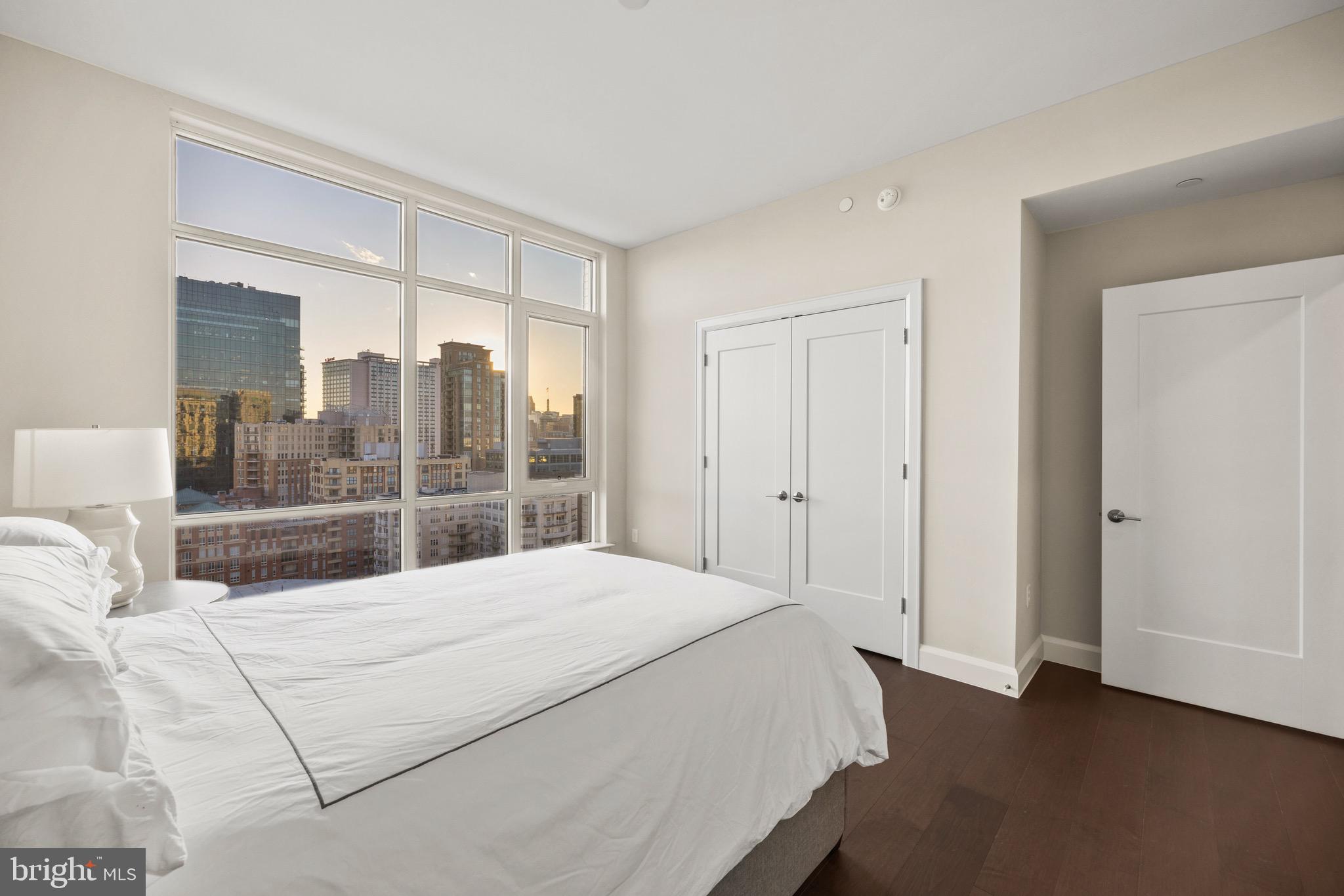 HARBOR EAST - Residential