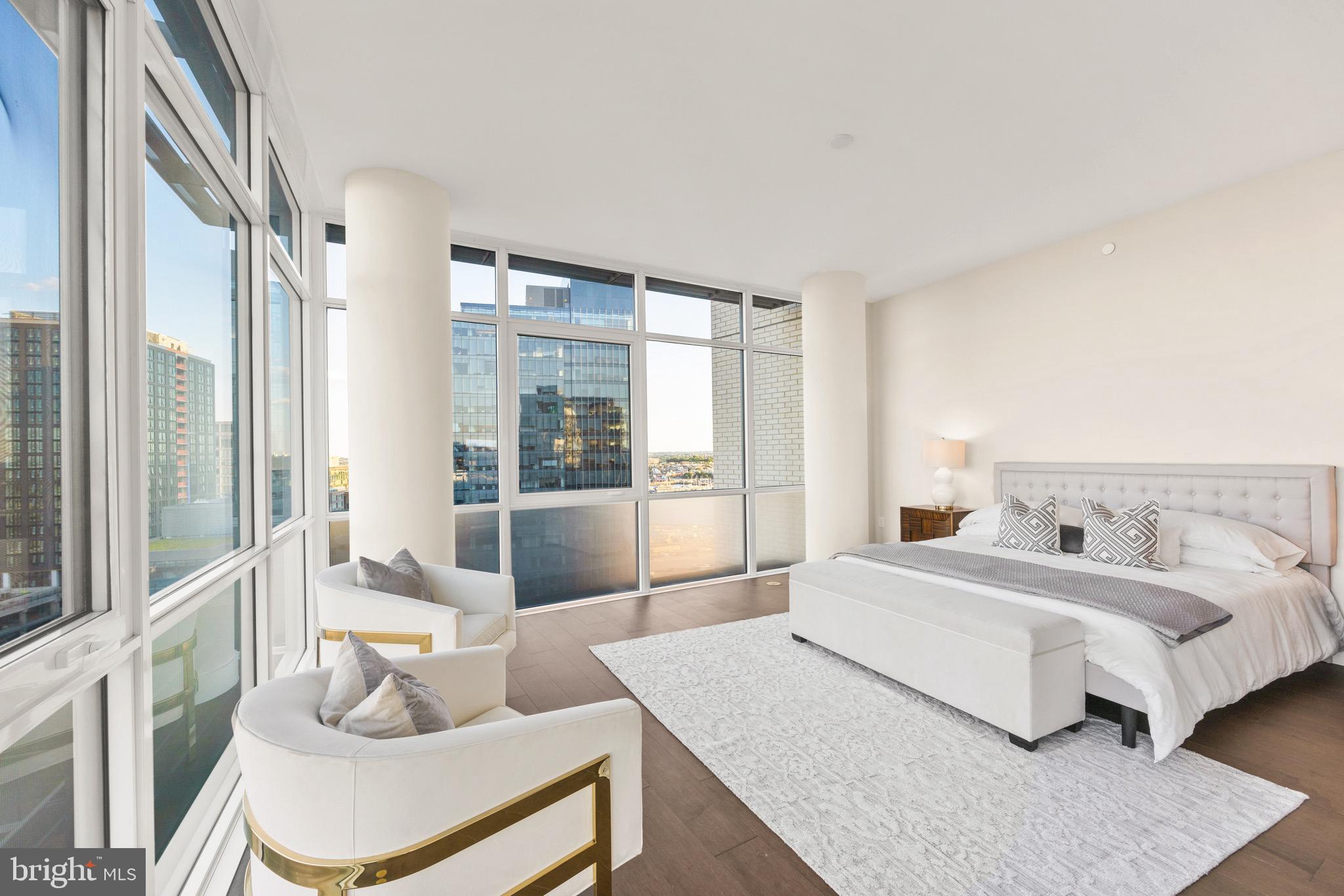 HARBOR EAST - Residential