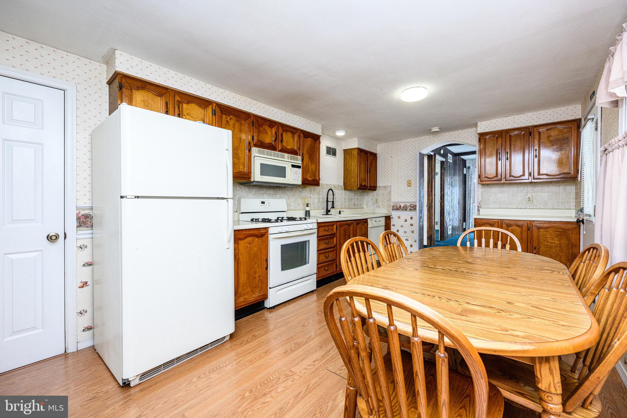 GULPH MILLS VIL - Residential