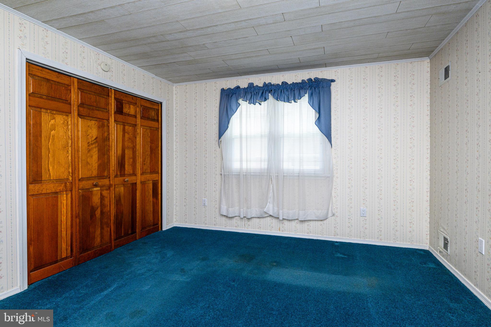 GULPH MILLS VIL - Residential