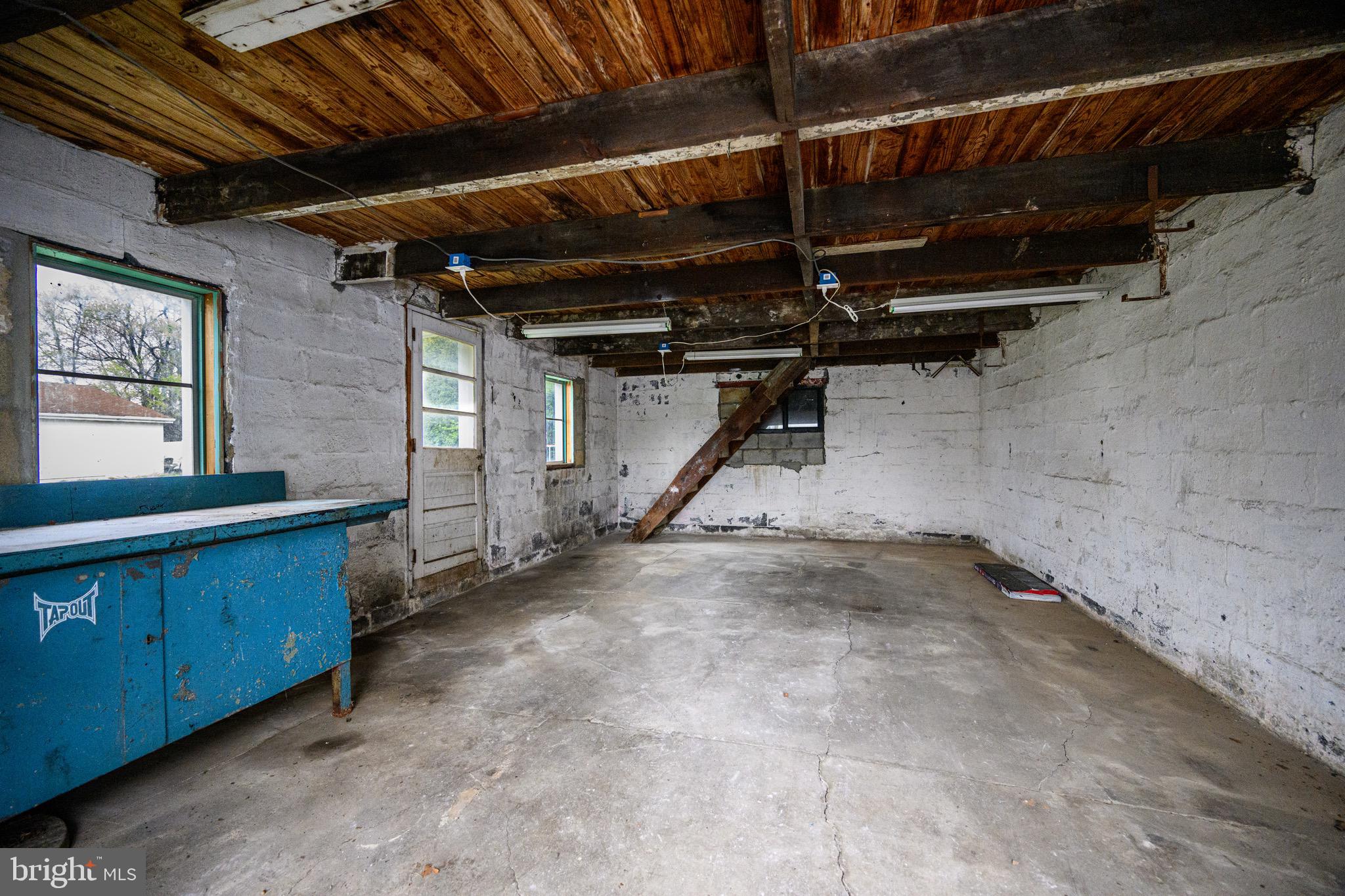 GULPH MILLS VIL - Residential