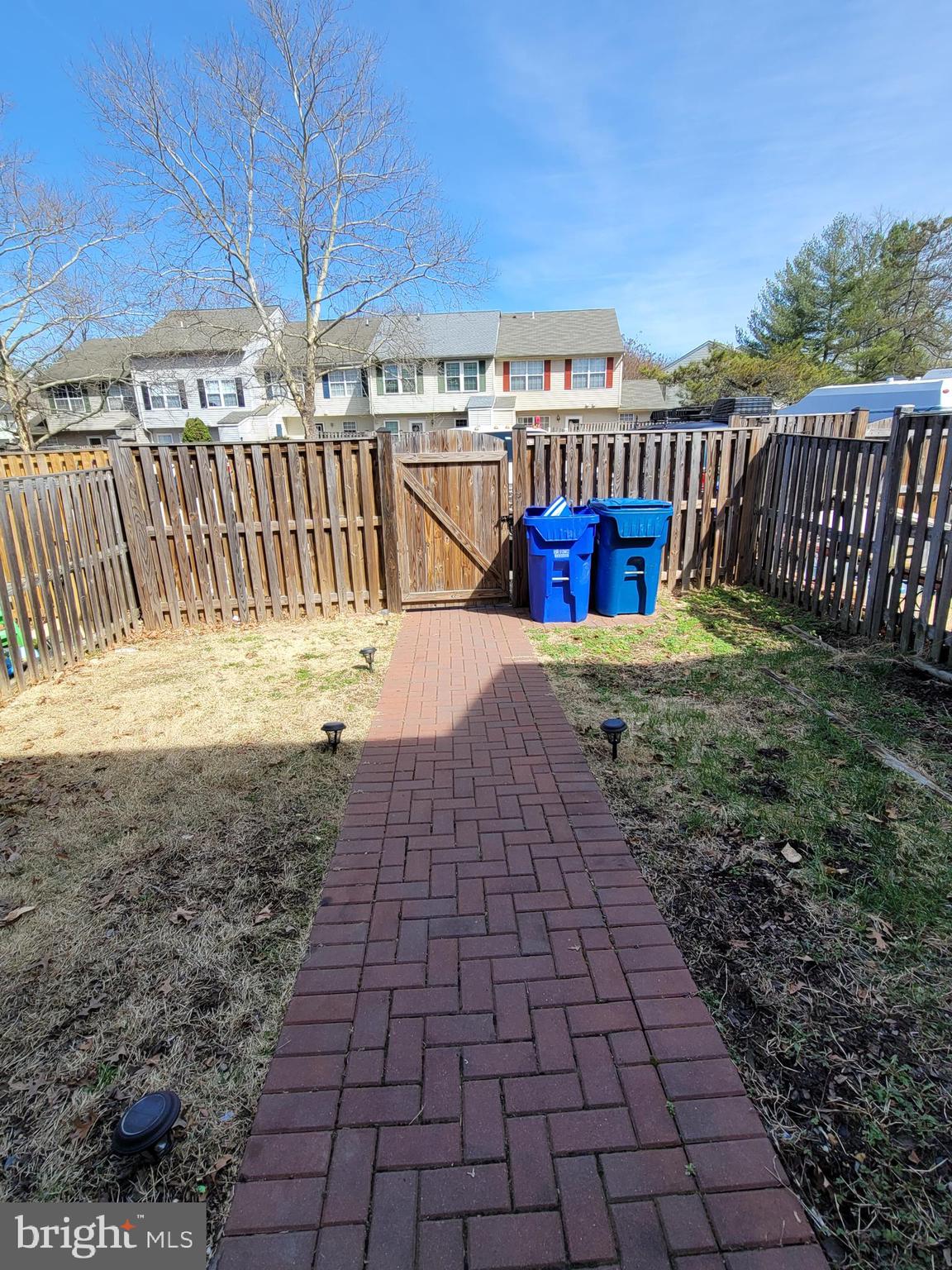 ST CHARLES SUB - HAMPSHIRE - Residential Lease