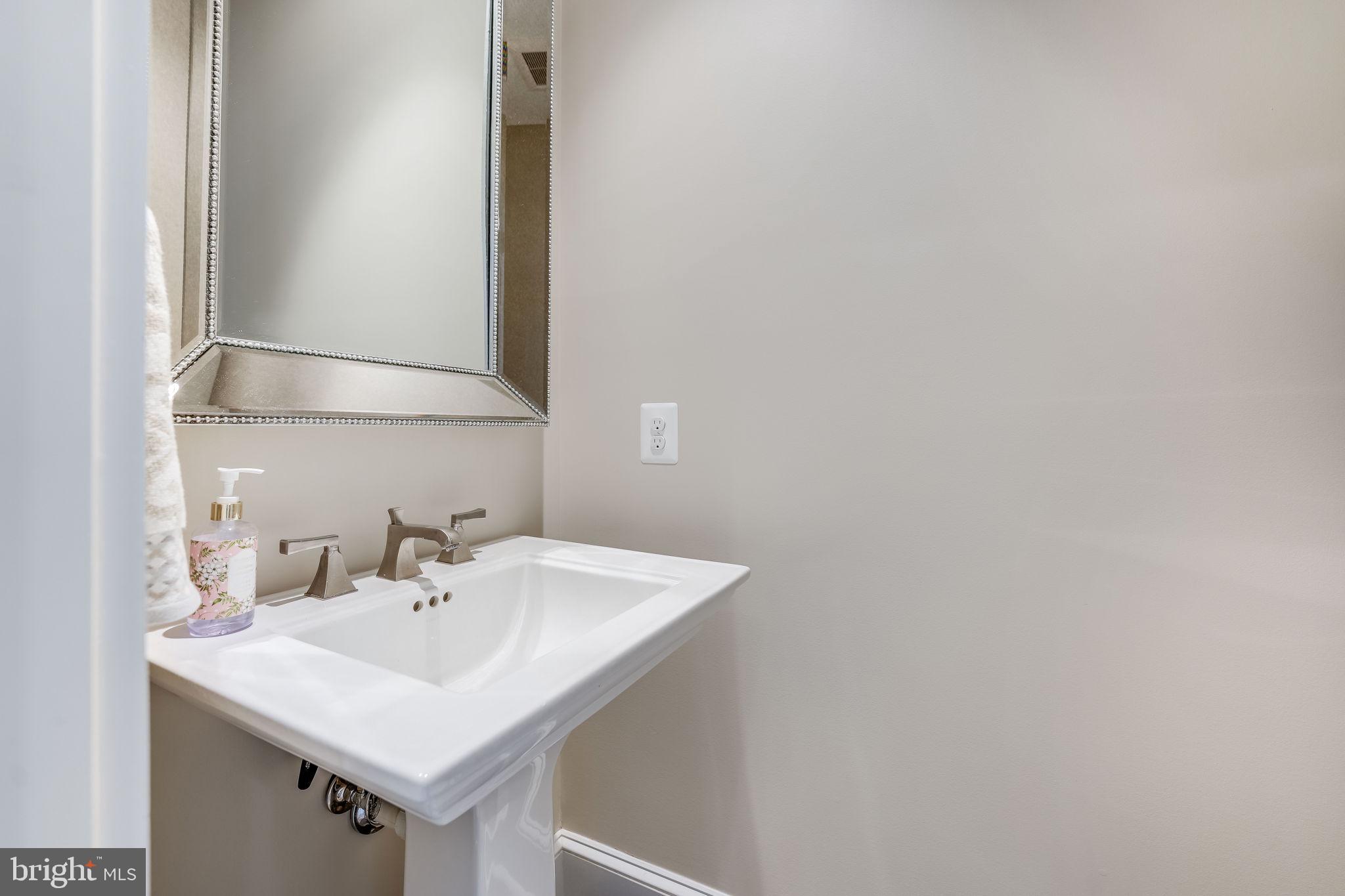 MILBURN TERRACE - Residential